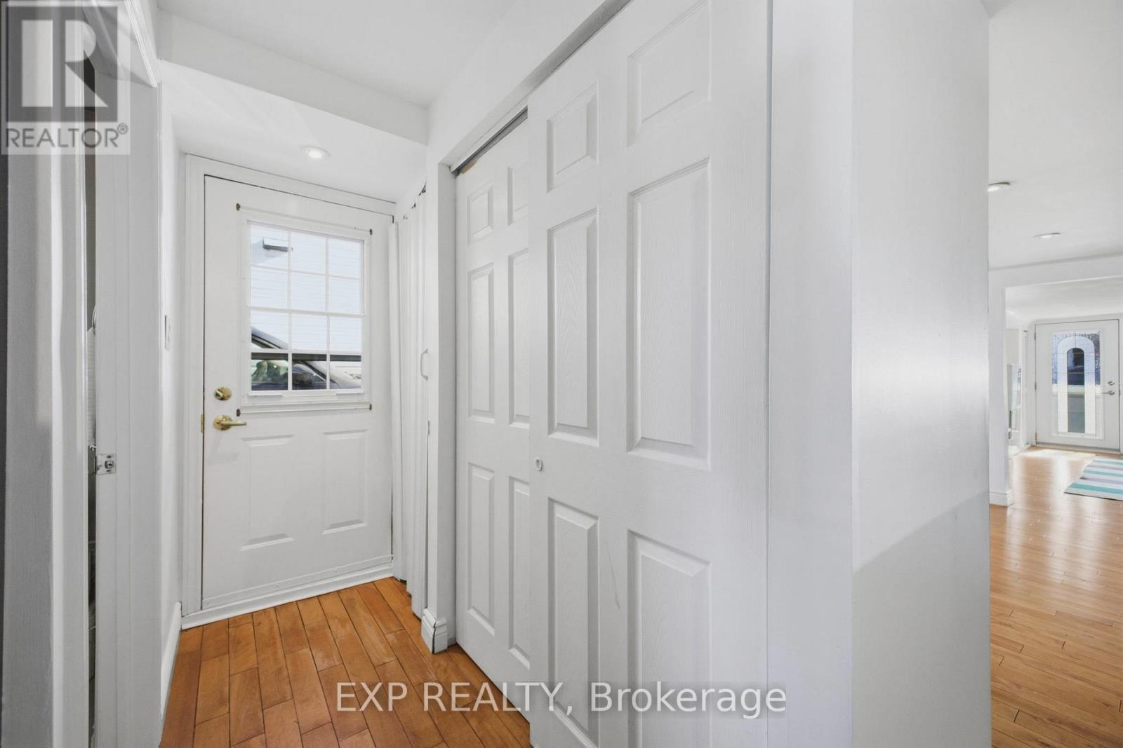 203 Carruthers Avenue