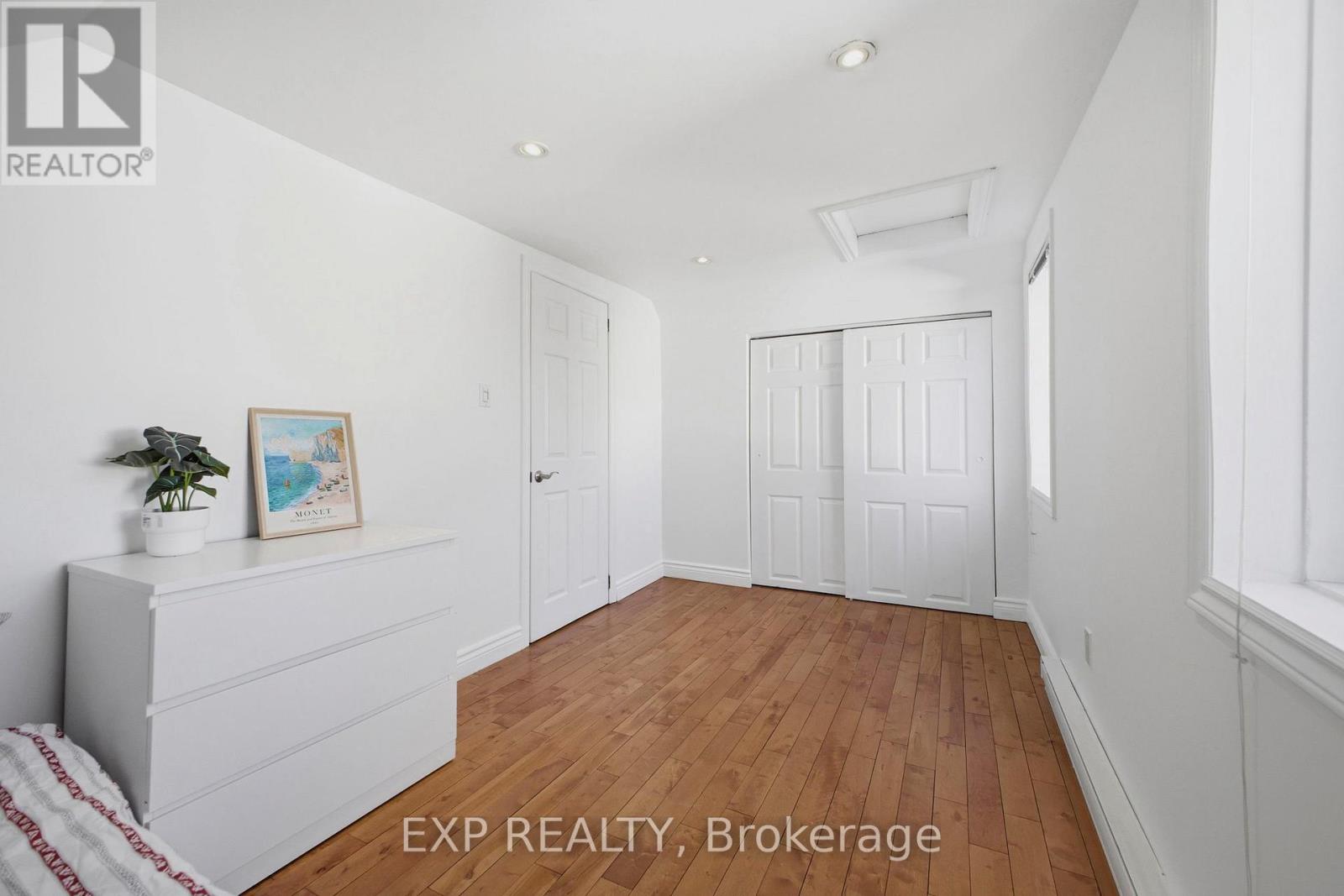 203 Carruthers Avenue