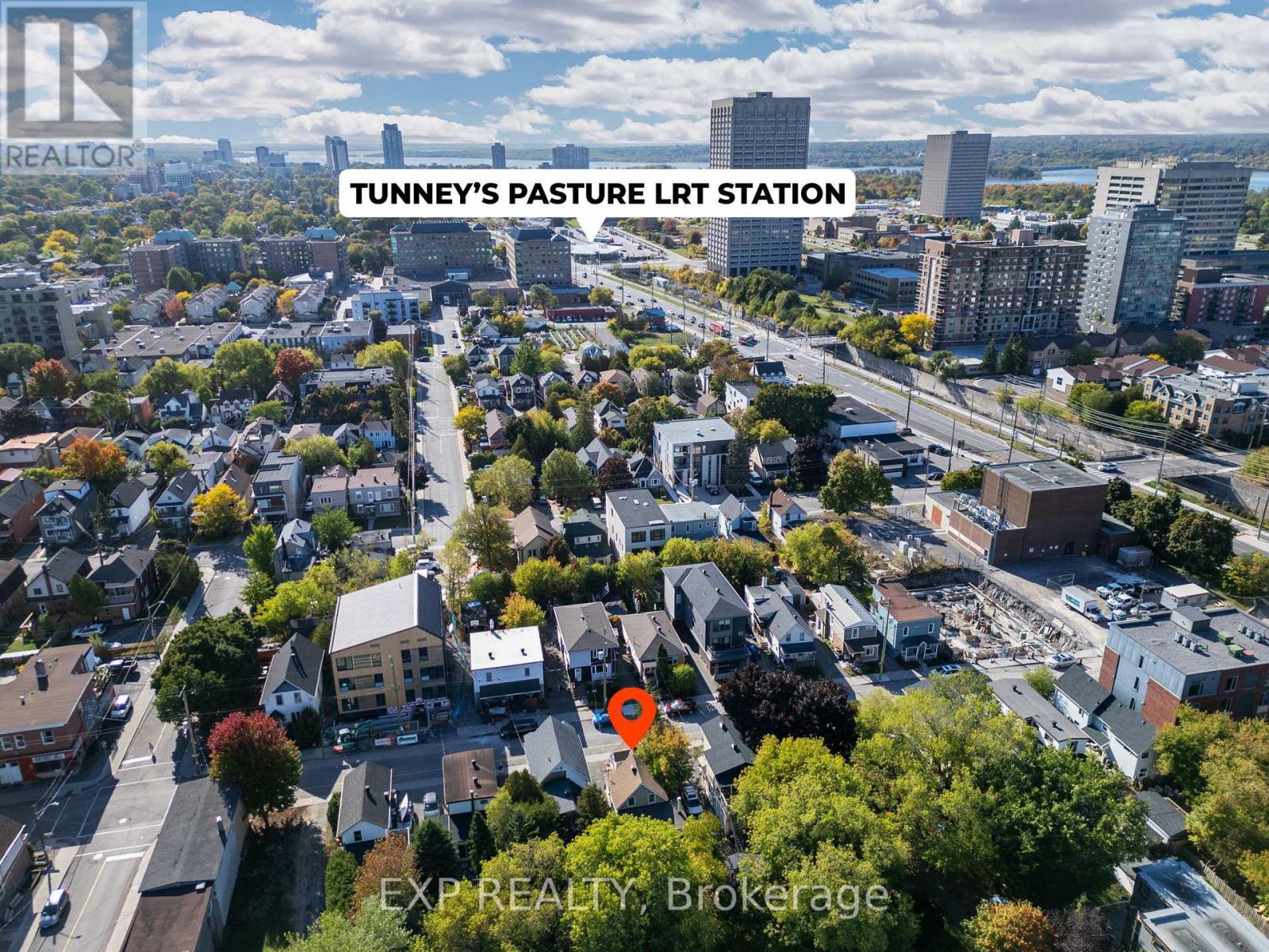 203 Carruthers Avenue