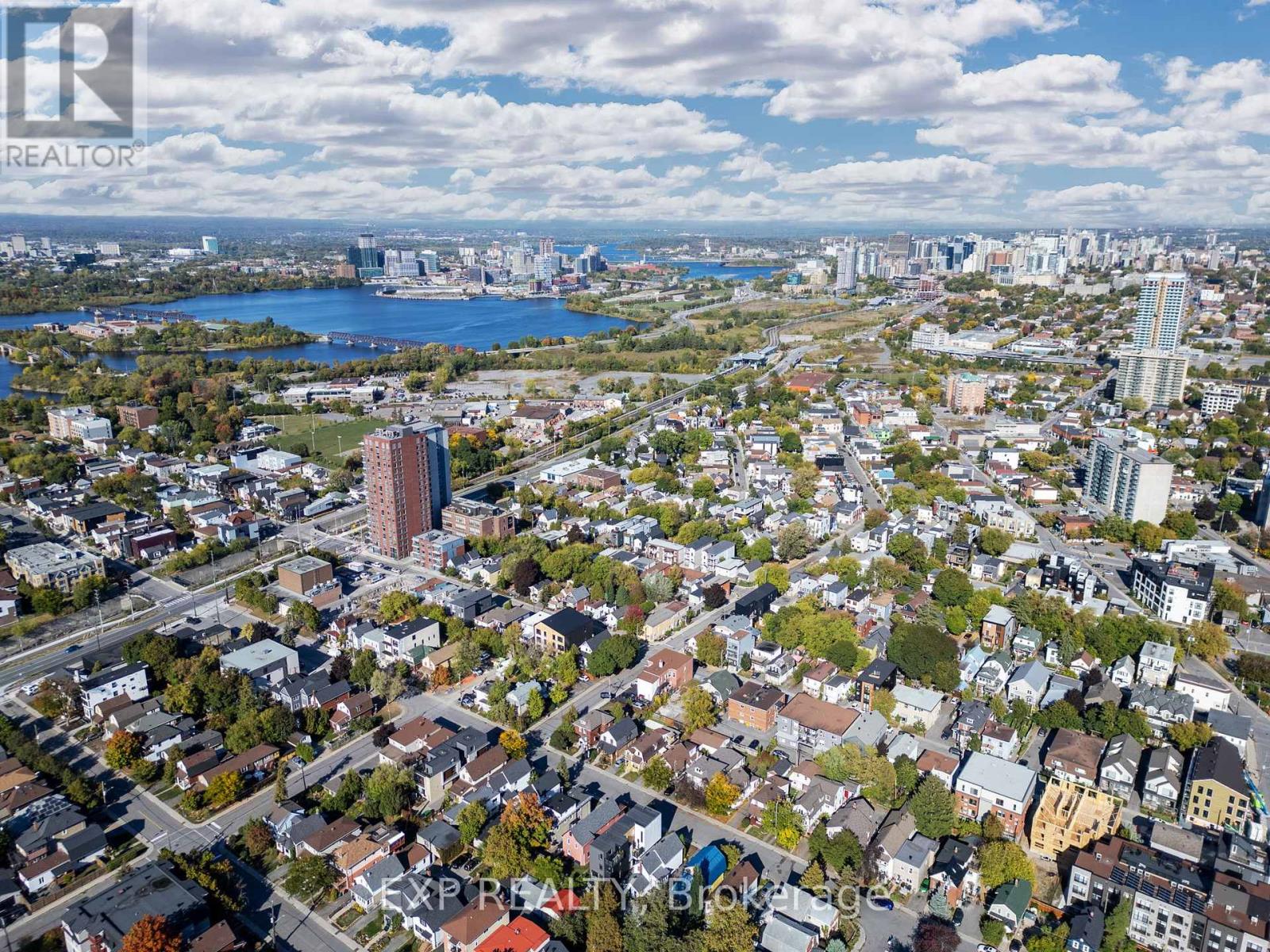 203 Carruthers Avenue