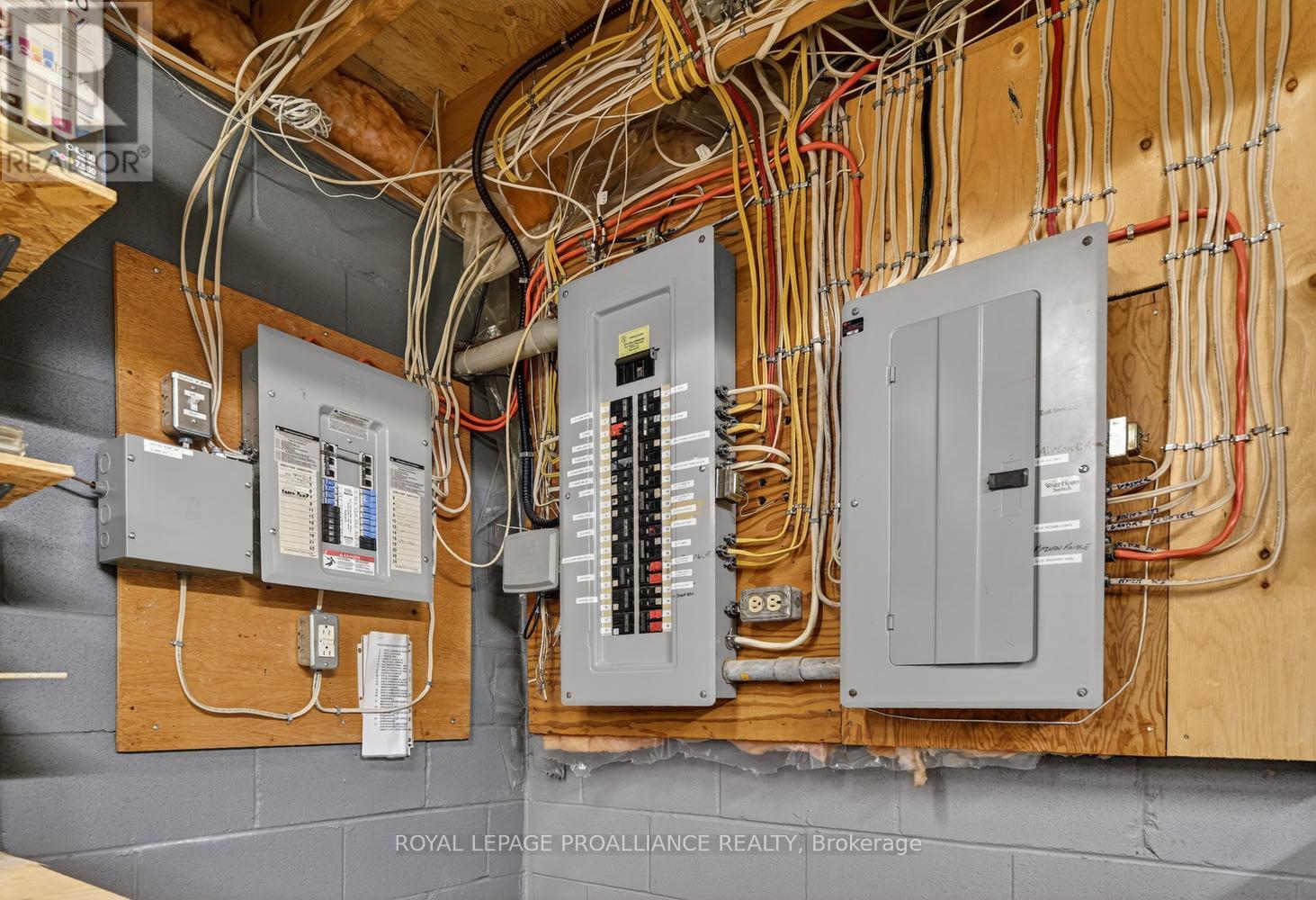 1289 County Road 2 Road E