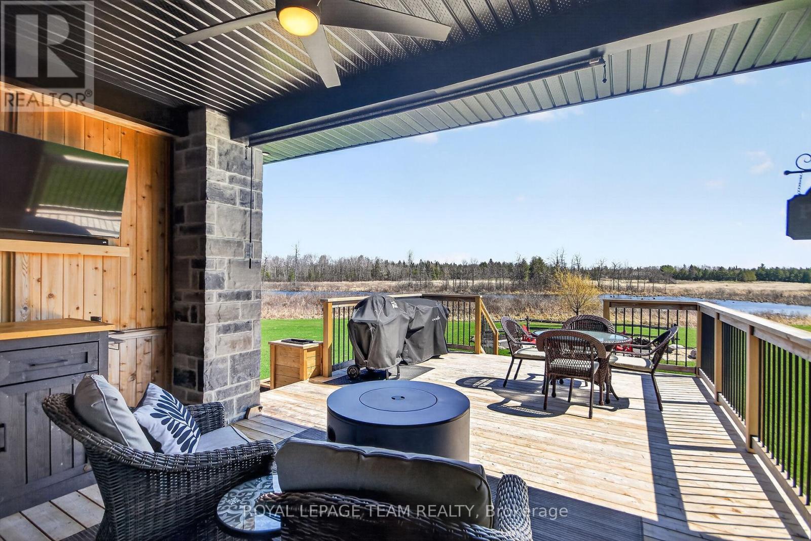 375 Johnny Porter Drive