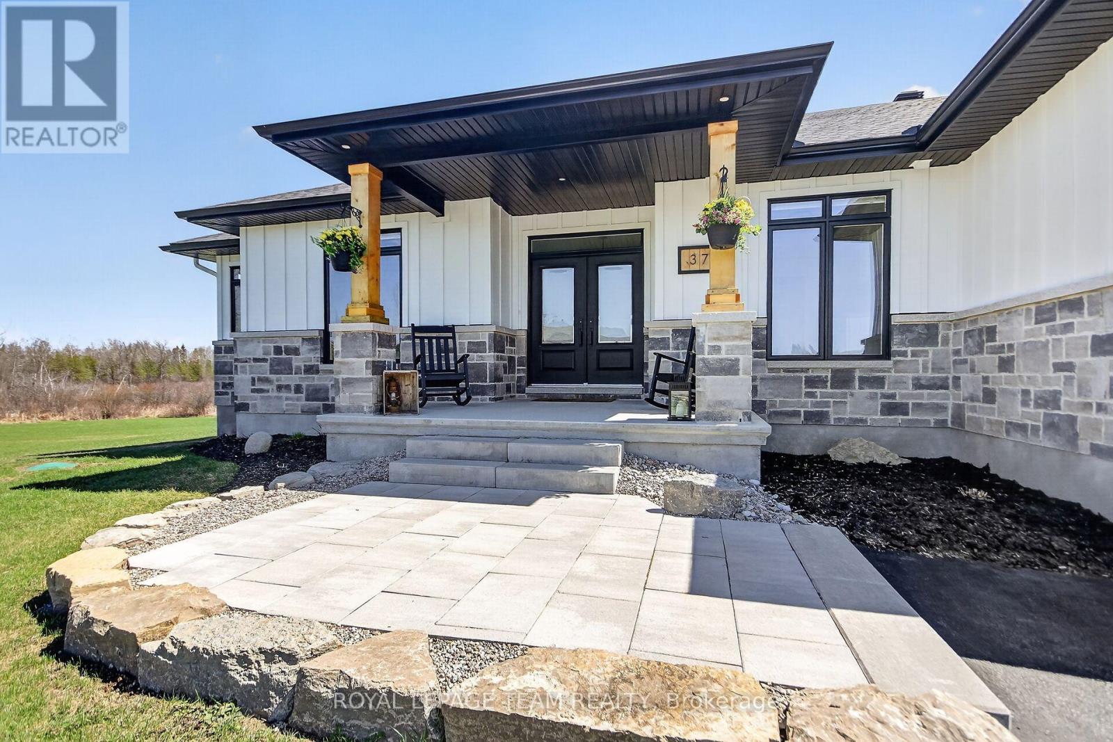 375 Johnny Porter Drive