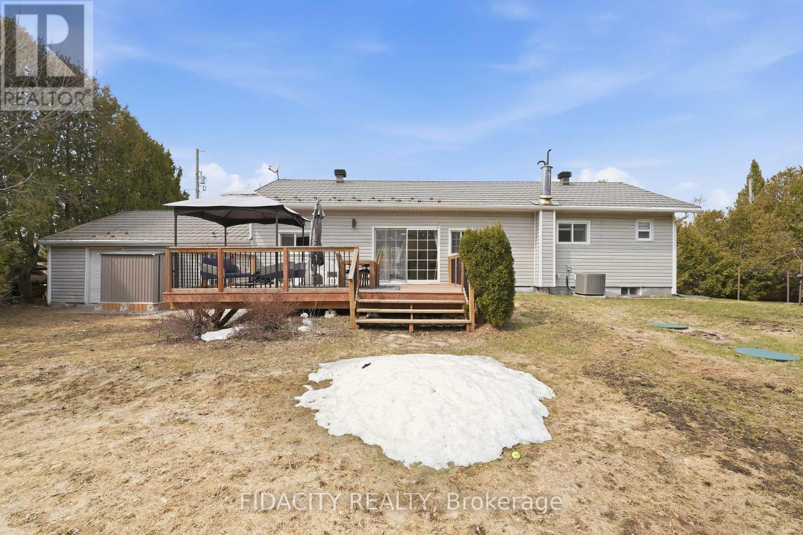 6560 Jack Pine Crescent