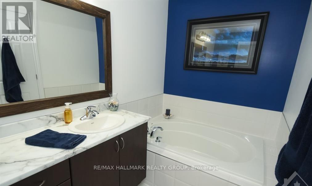 659 Petrichor Crescent