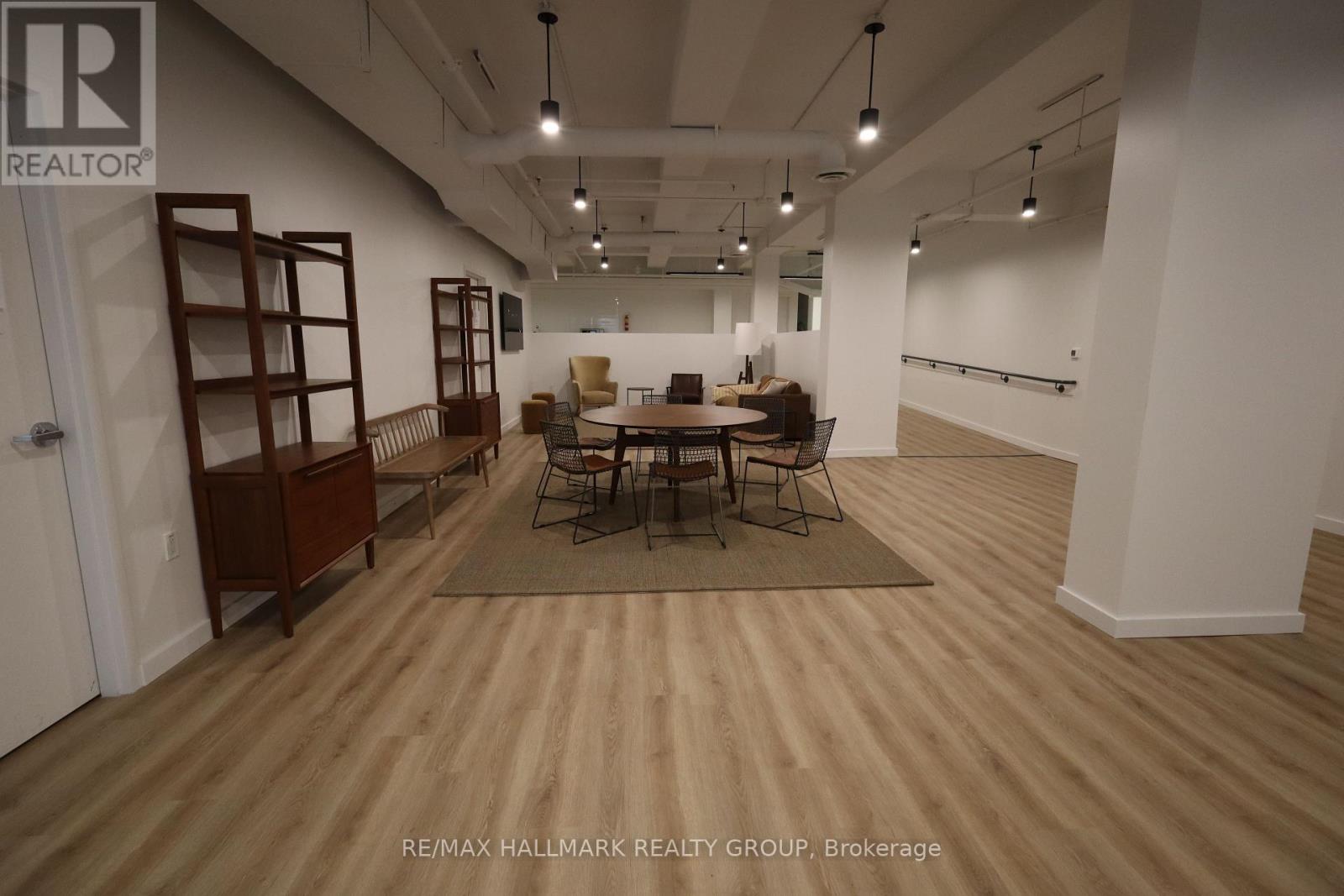 607 - 135 Barrette Street