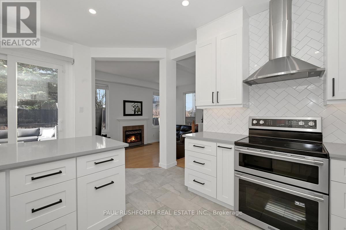 338 Kinghorn Crescent