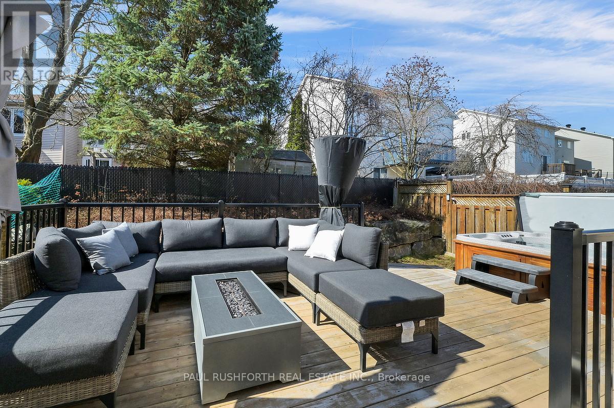 338 Kinghorn Crescent