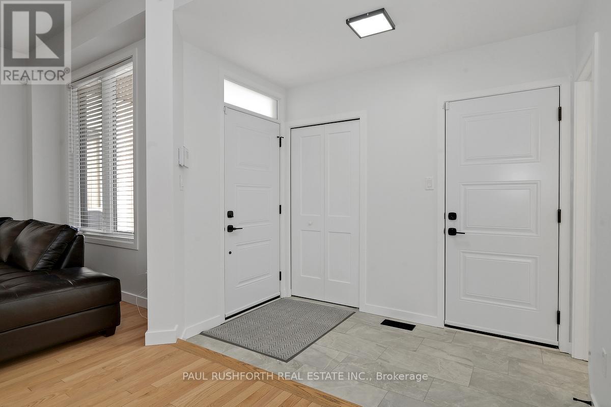 338 Kinghorn Crescent