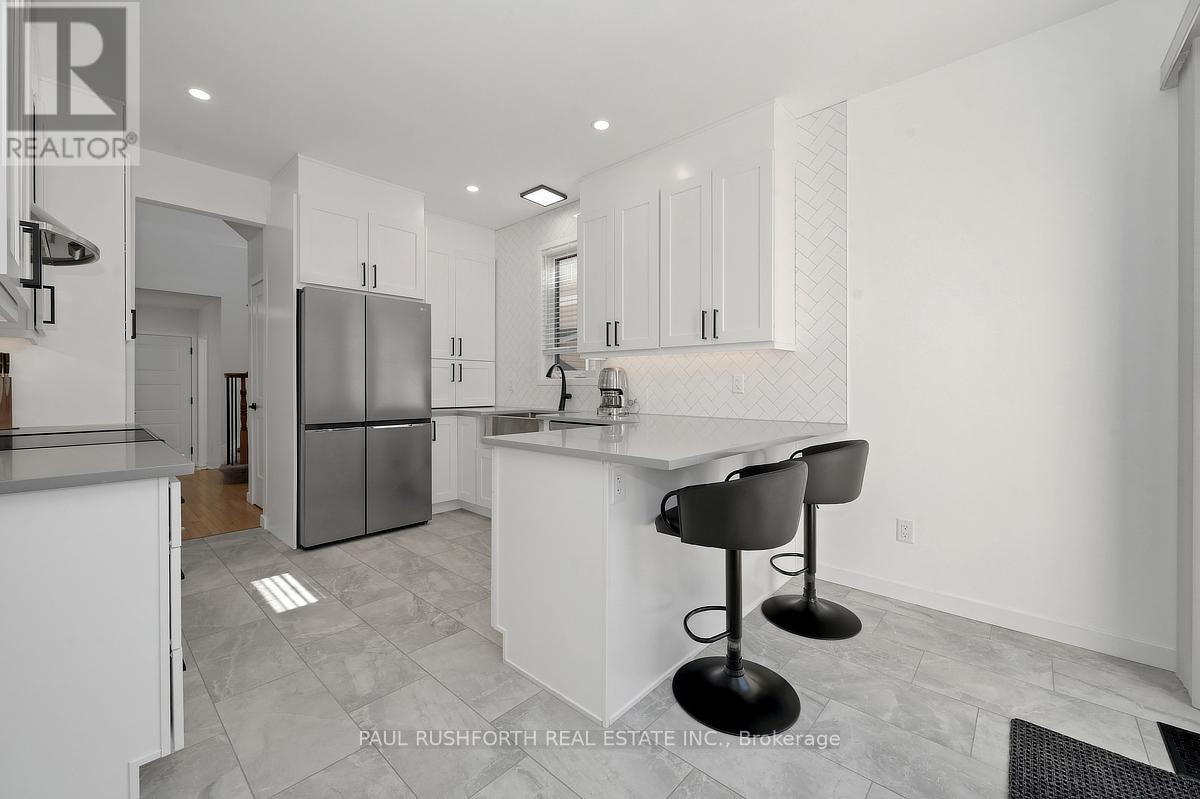 338 Kinghorn Crescent