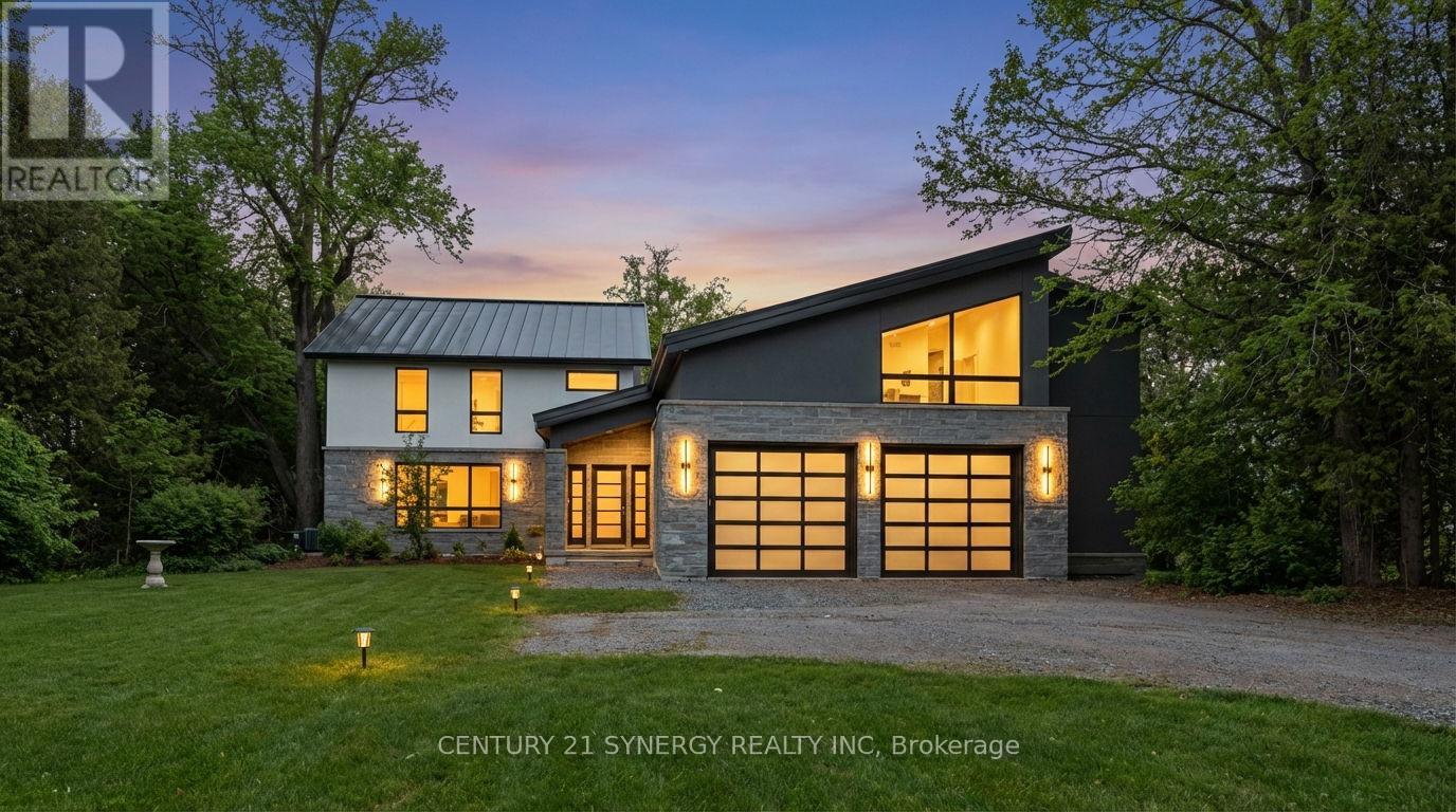 2318/2316 Summerside Drive