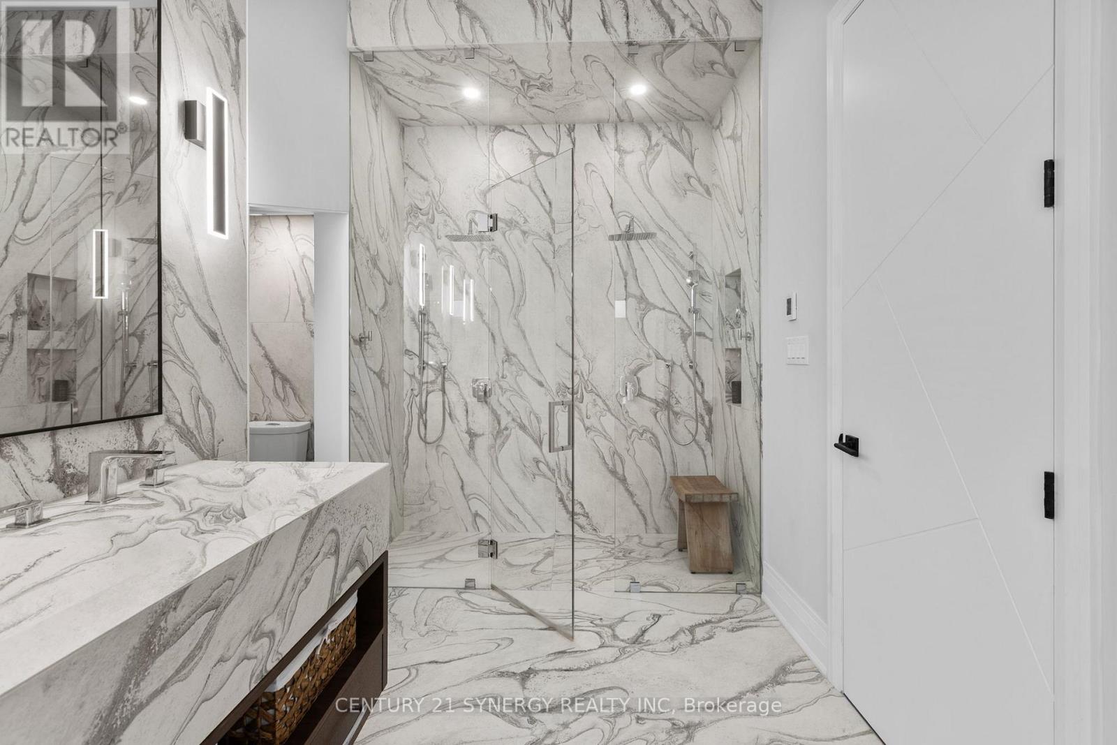 2318/2316 Summerside Drive