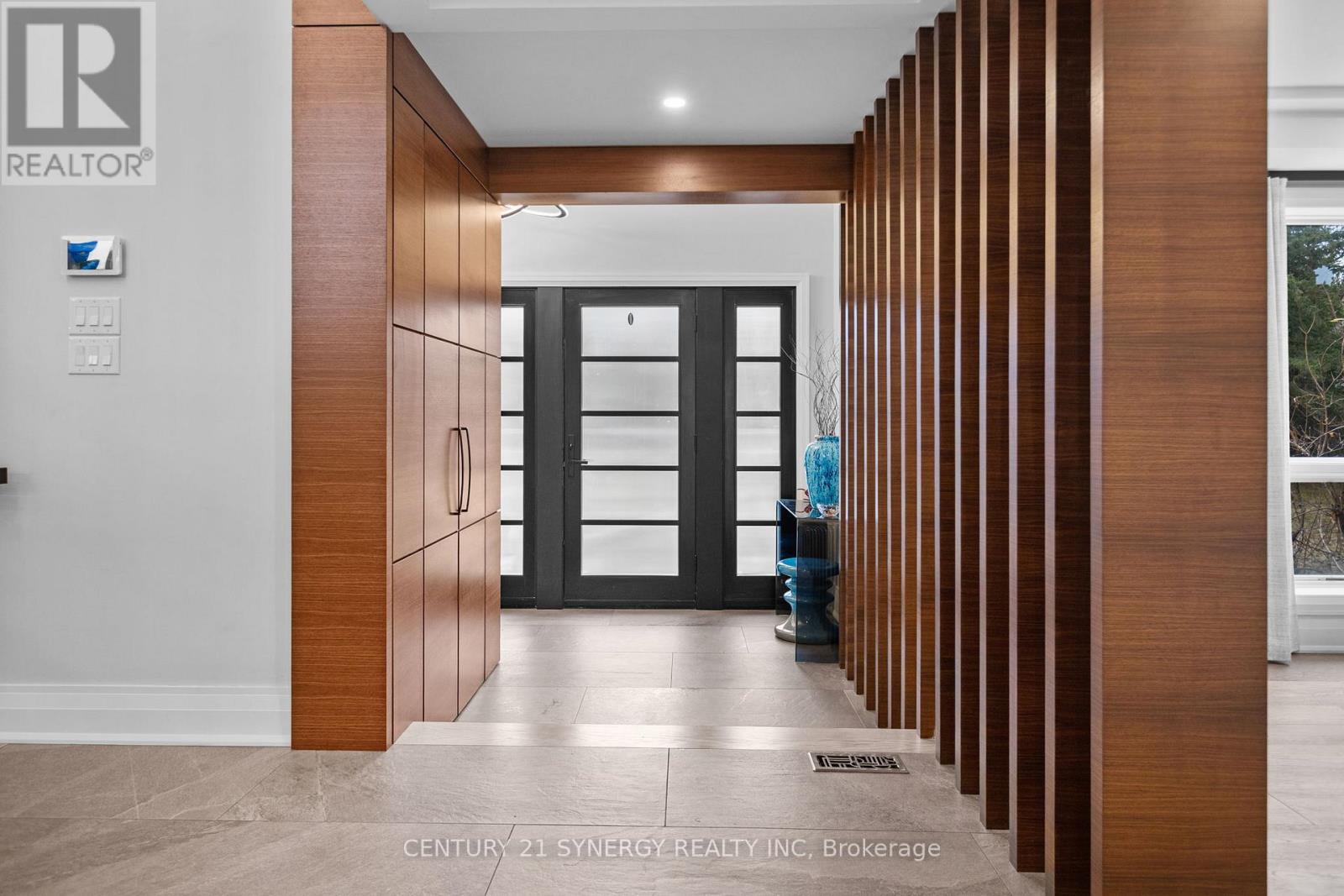 2318/2316 Summerside Drive