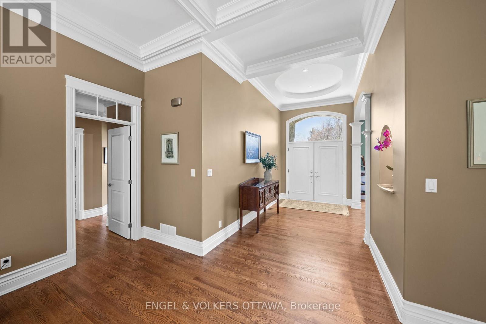 6370 Emerald Links Drive