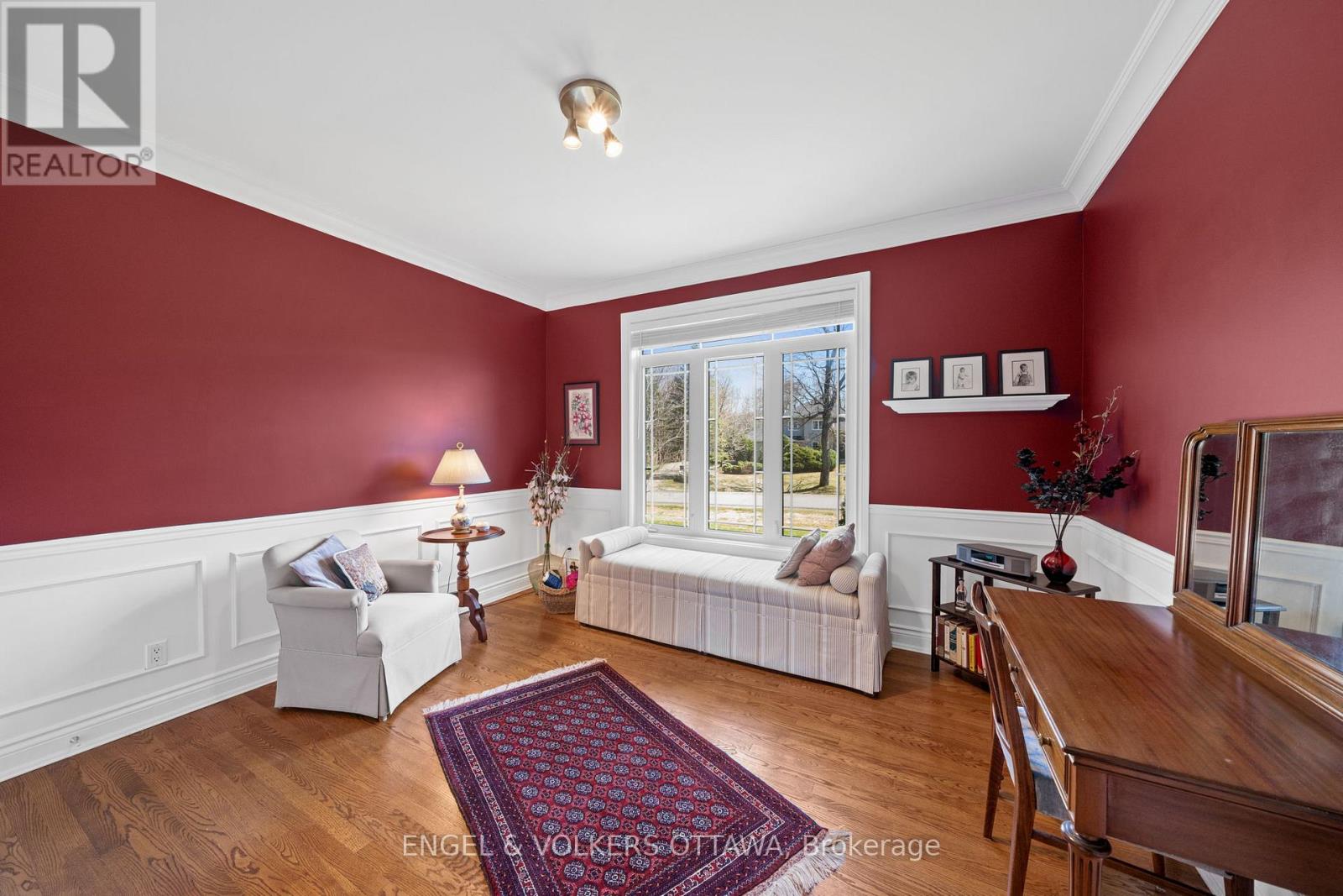 6370 Emerald Links Drive