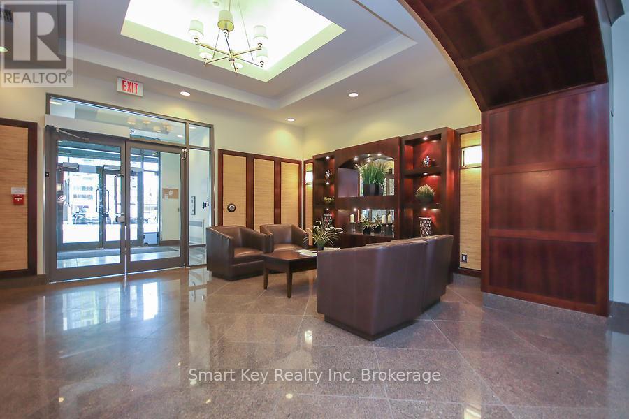 911 - 200 Besserer Street