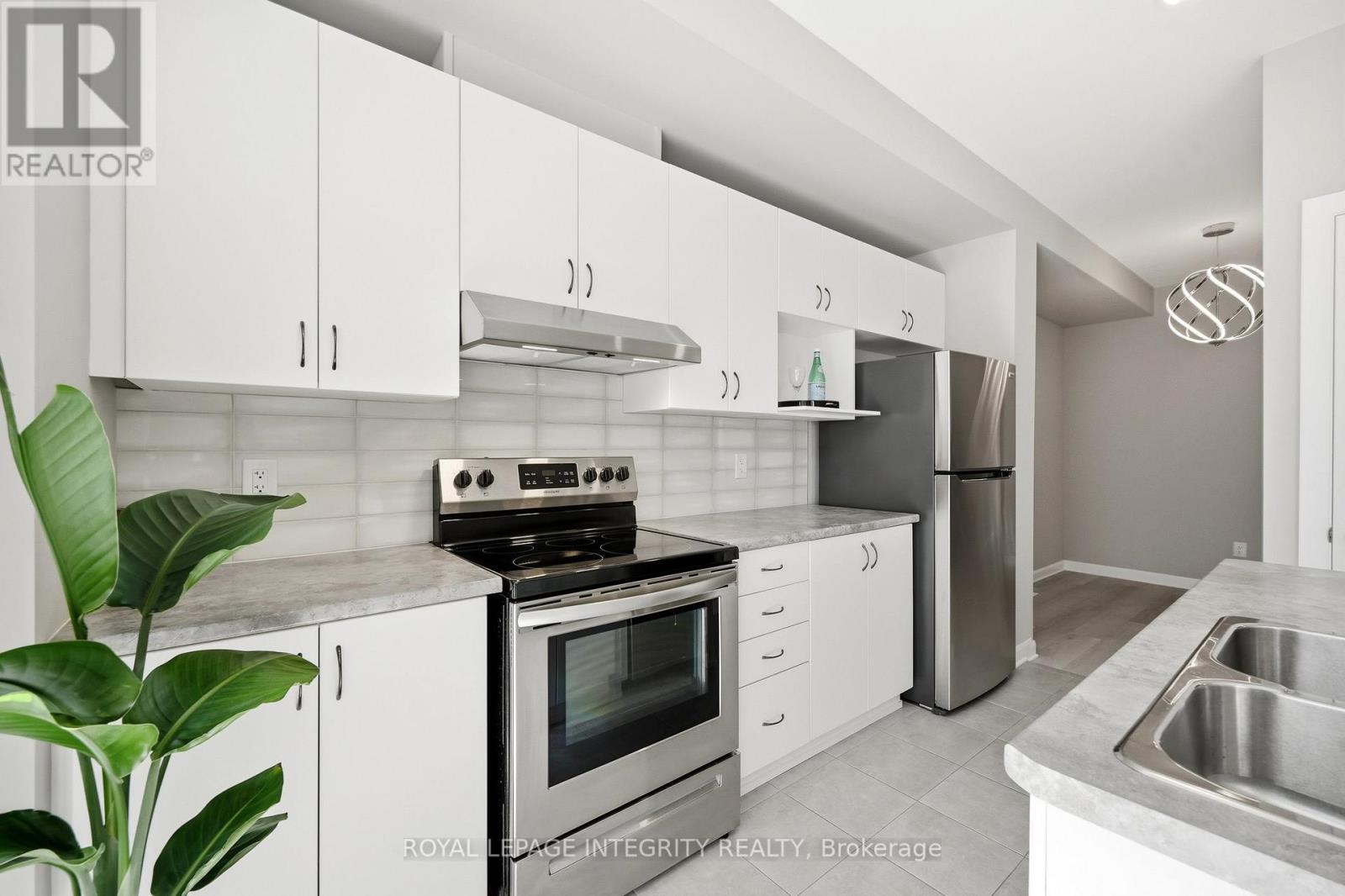 145 Gardenpost Terrace