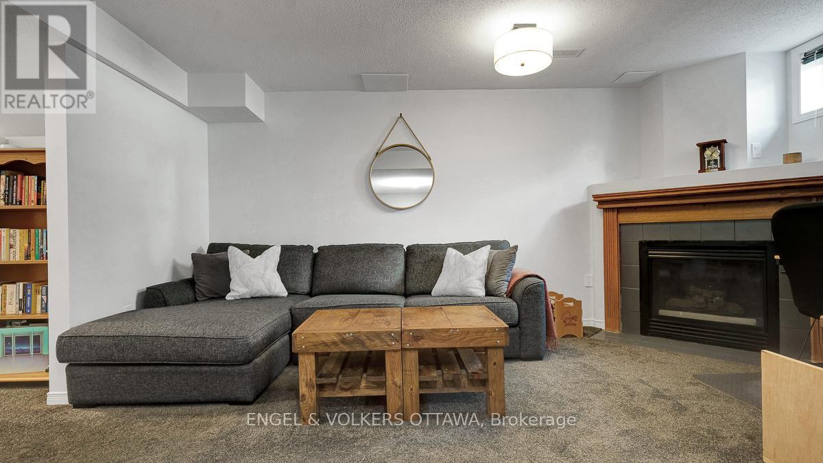 19 Mullcraft Crescent