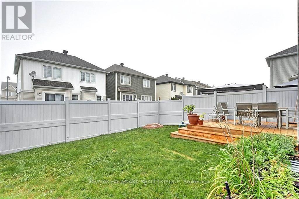 81 Switch Grass Crescent