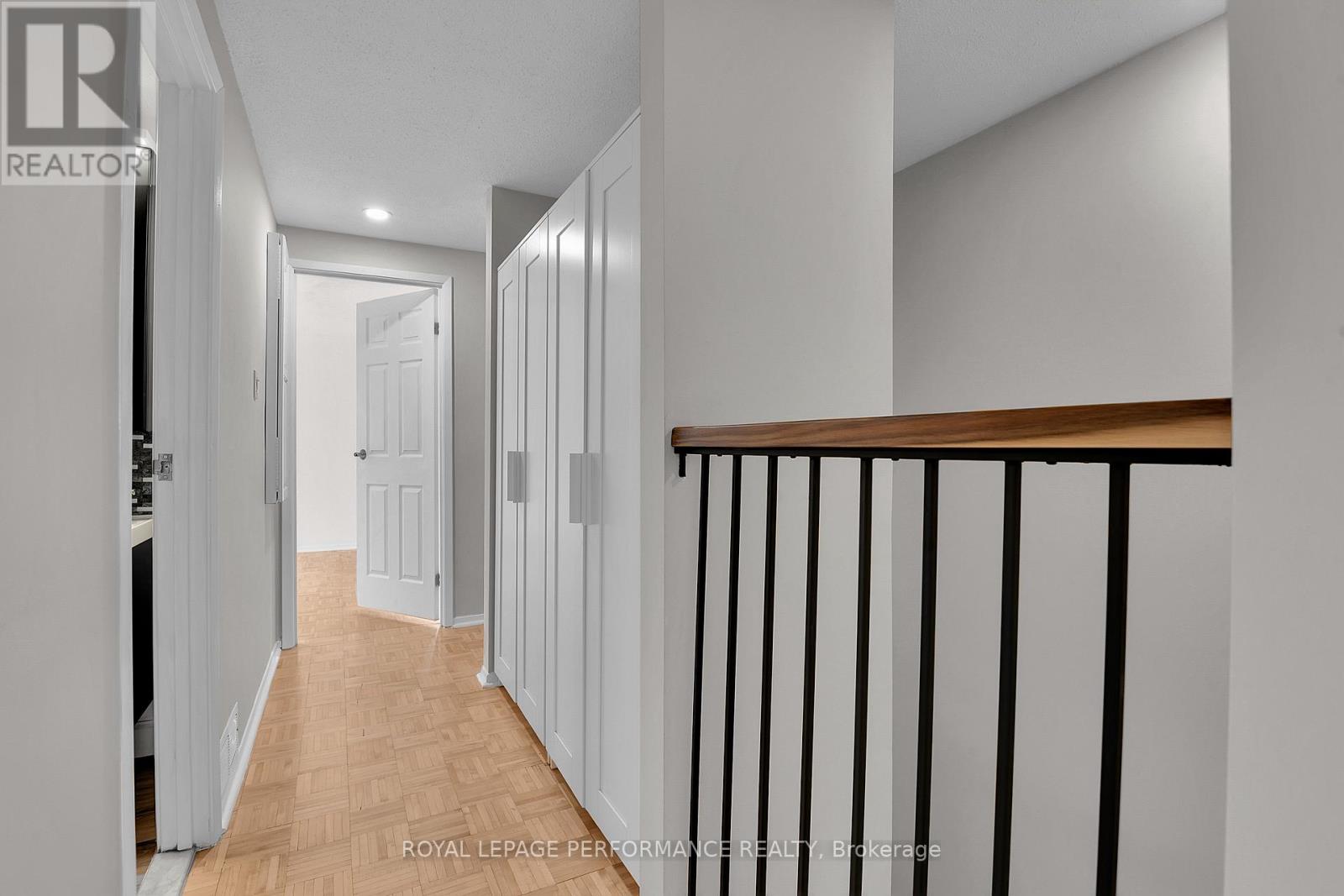 25 - 890 Cahill Drive W