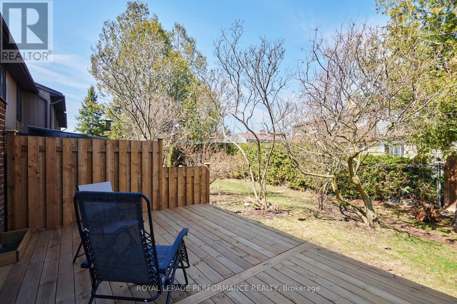 25 - 890 Cahill Drive W