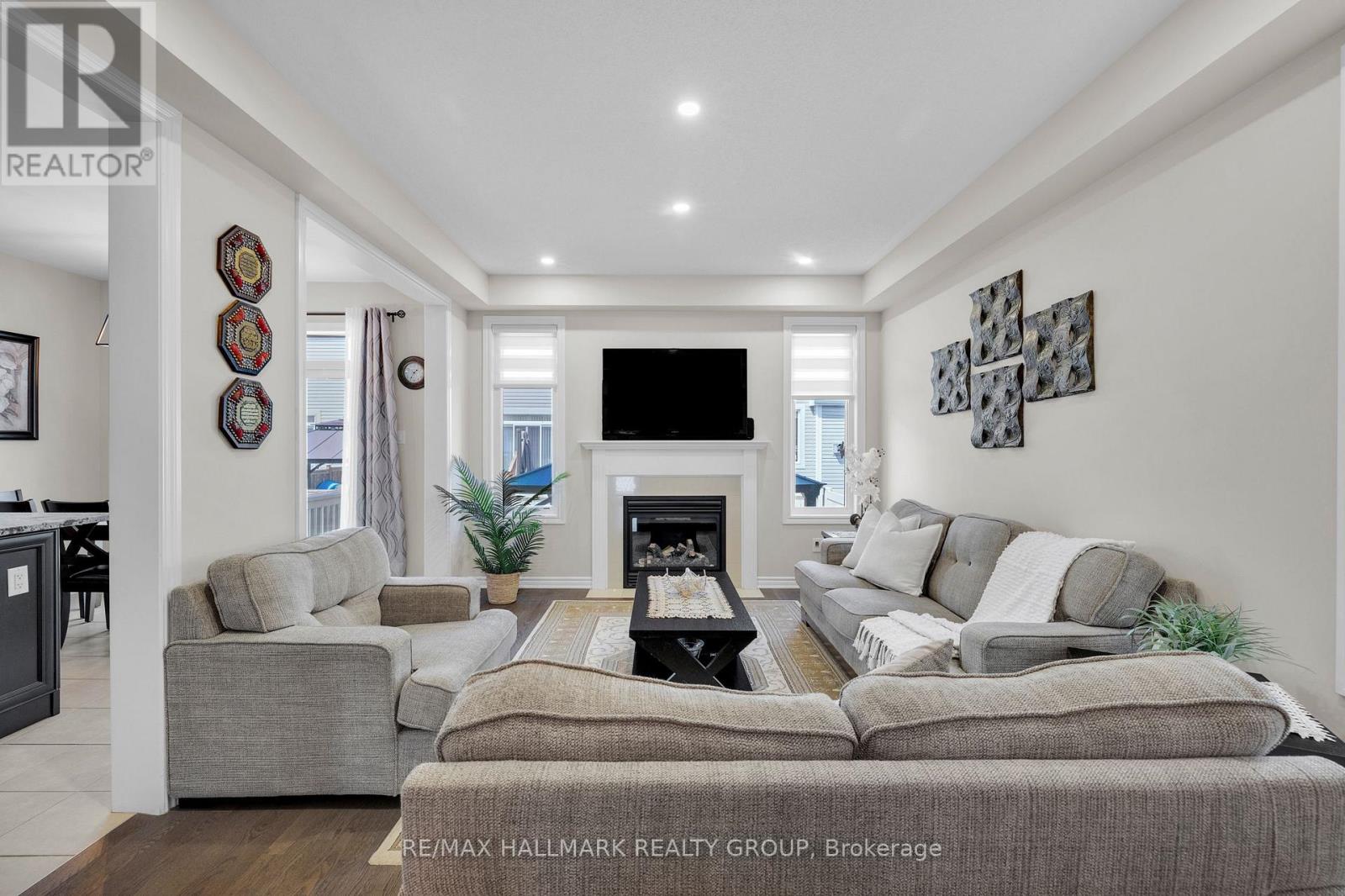 229 Meadowbreeze Drive