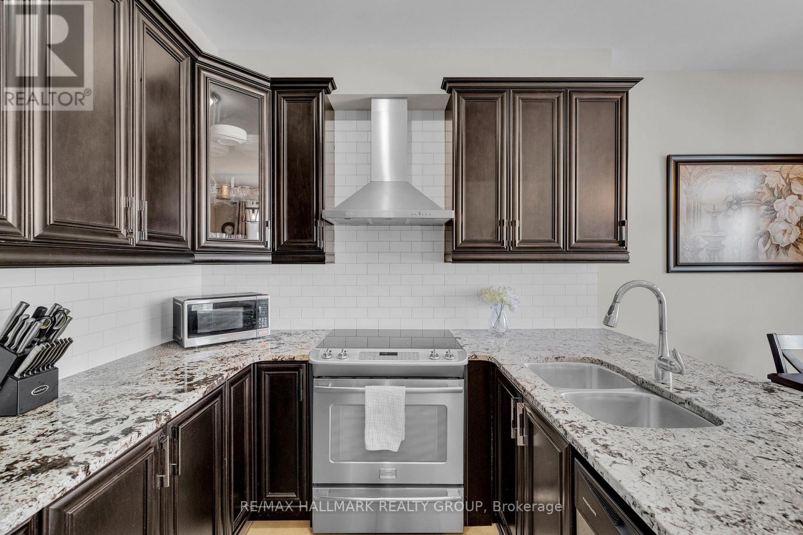 229 Meadowbreeze Drive