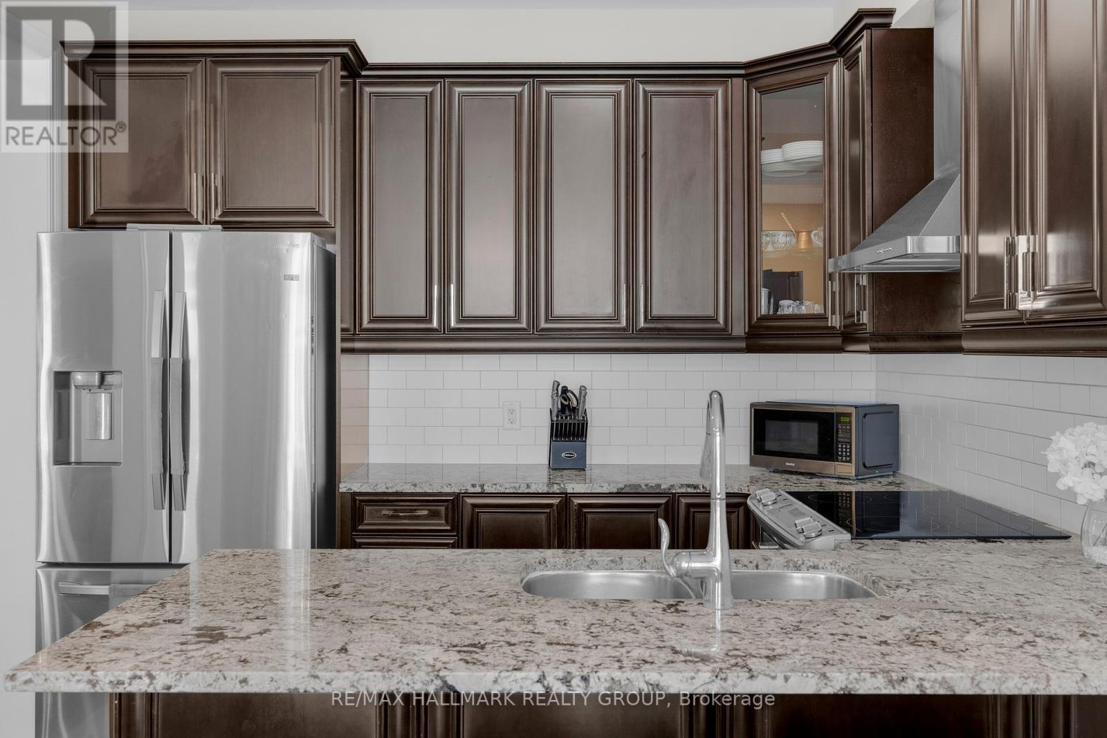 229 Meadowbreeze Drive