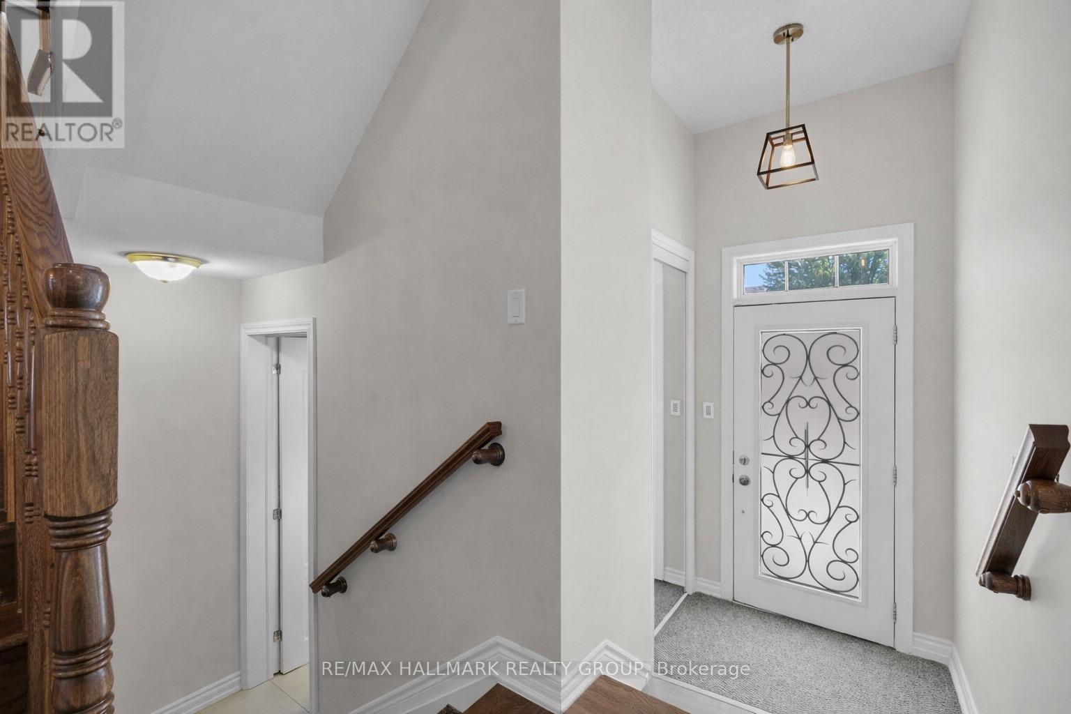 229 Meadowbreeze Drive