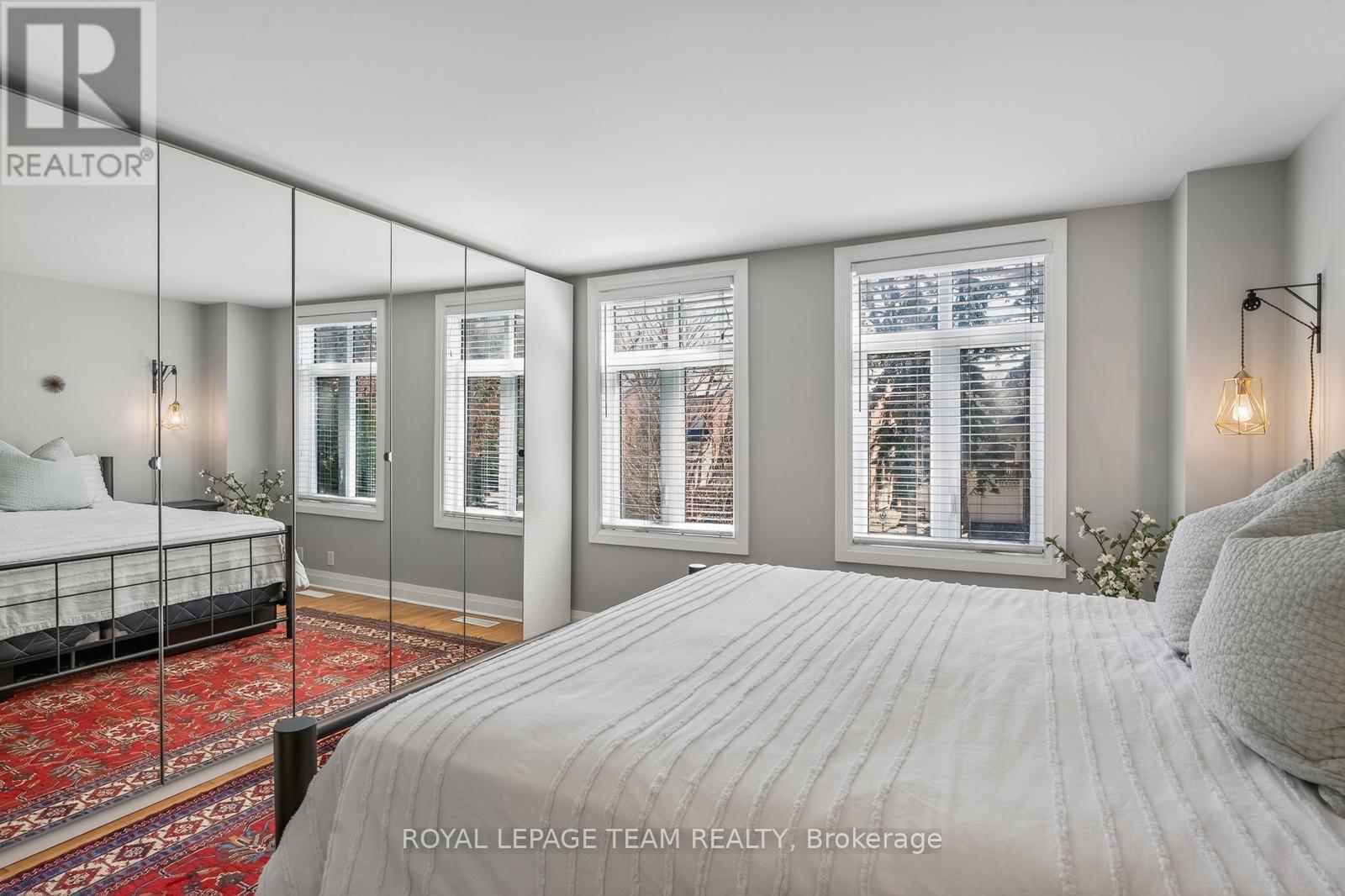 10 - 72 Greenfield Avenue