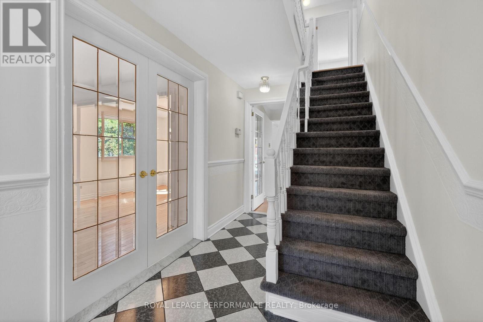 13 Valley Ridge Street