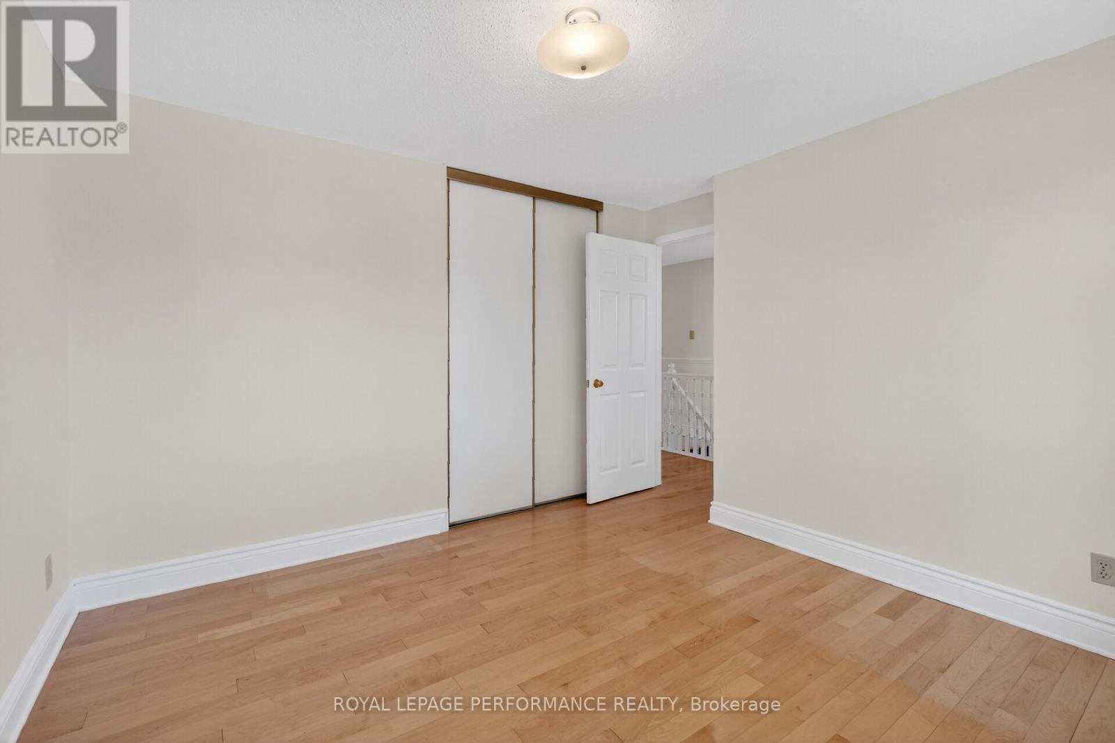 13 Valley Ridge Street