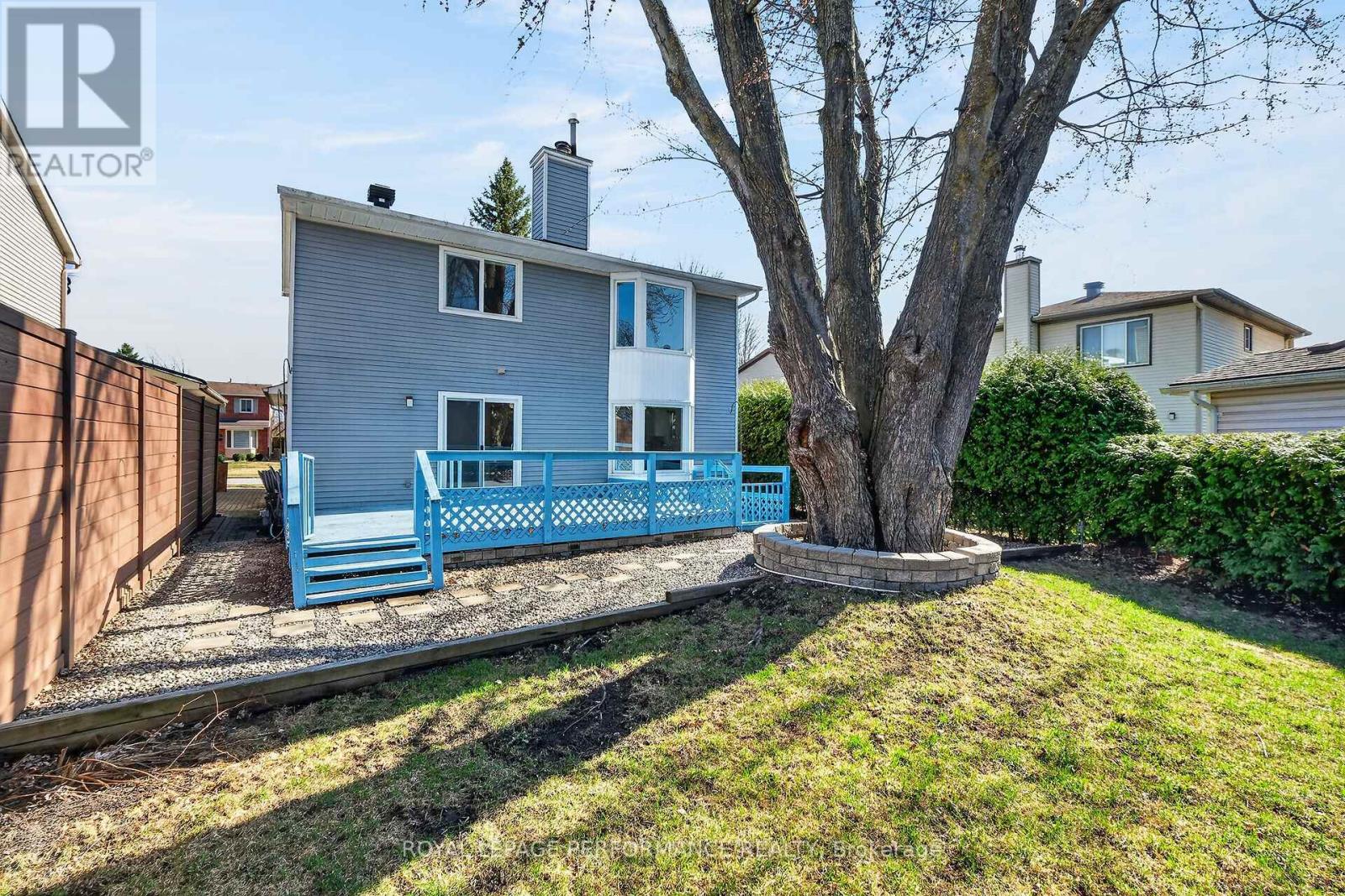 13 Valley Ridge Street