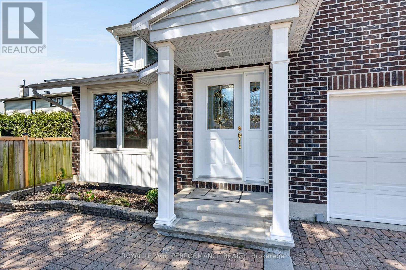 13 Valley Ridge Street