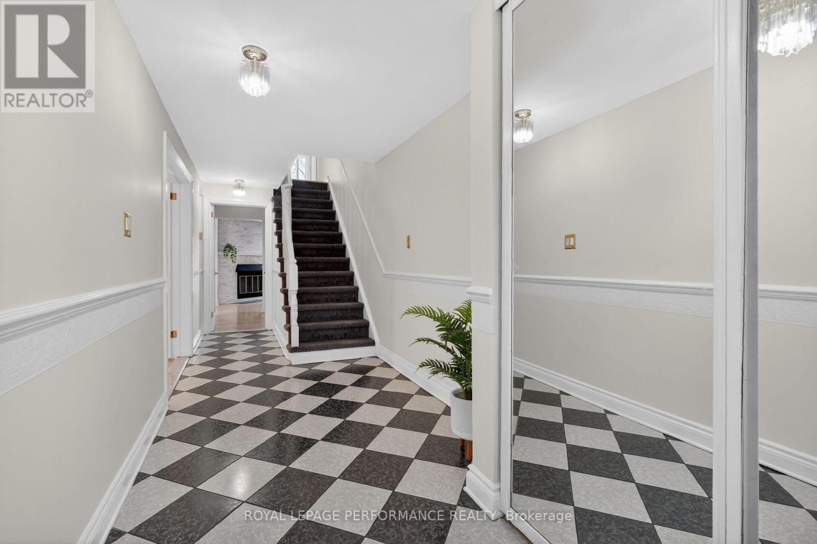 13 Valley Ridge Street