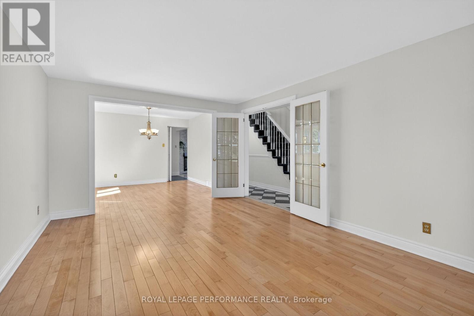 13 Valley Ridge Street