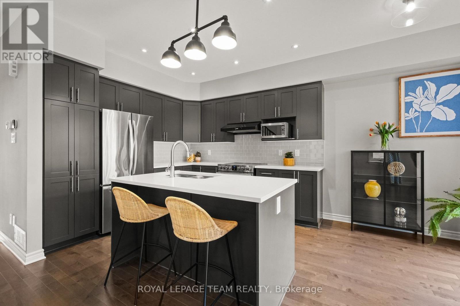 534 Stargazer Crescent