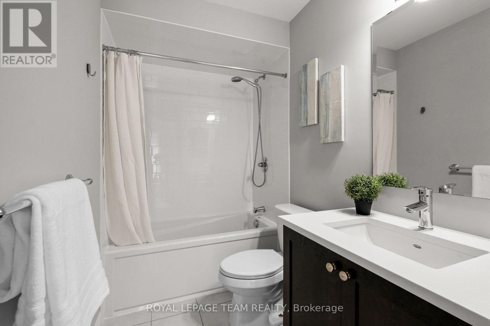 534 Stargazer Crescent