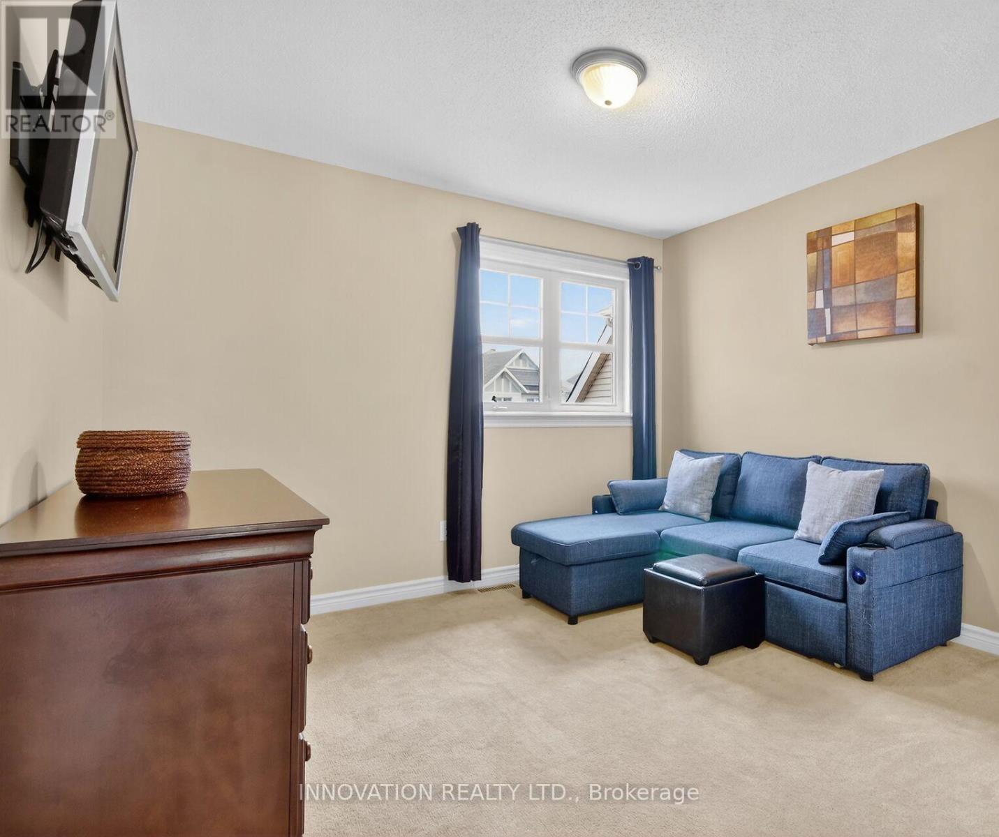 108 August Lily Crescent