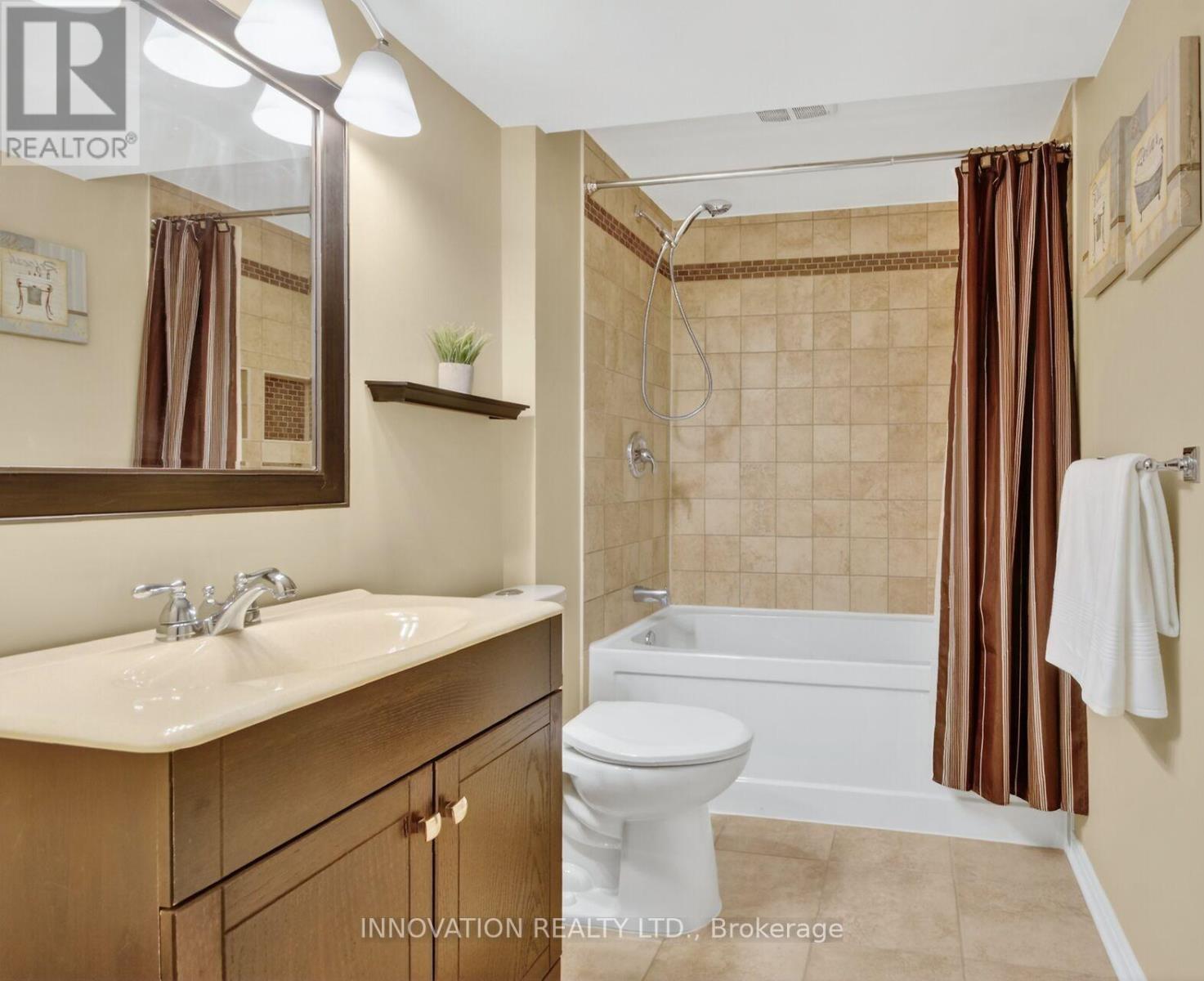 108 August Lily Crescent