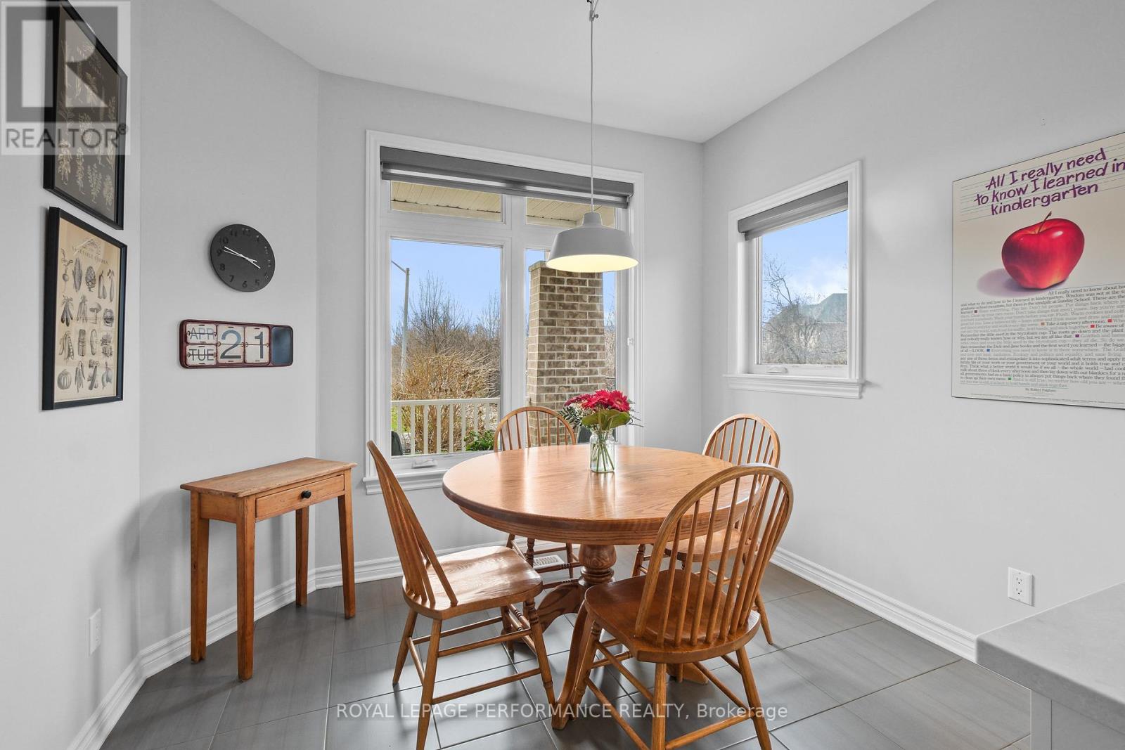 527 Silverbell Crescent