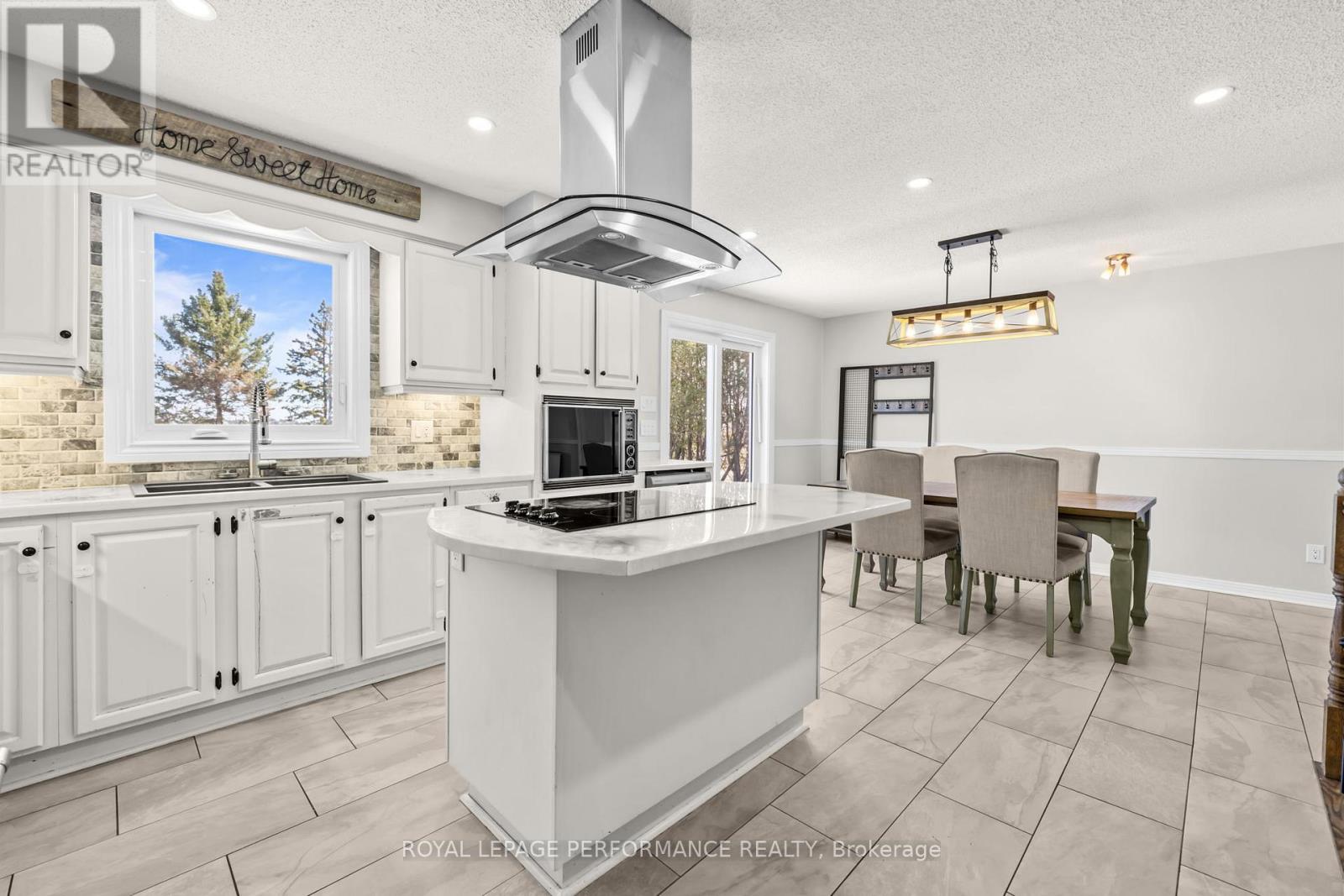 1547 St Jacques Road