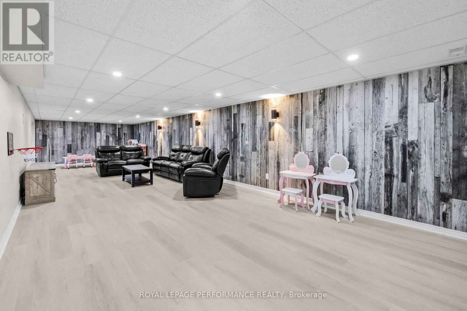 1547 St Jacques Road