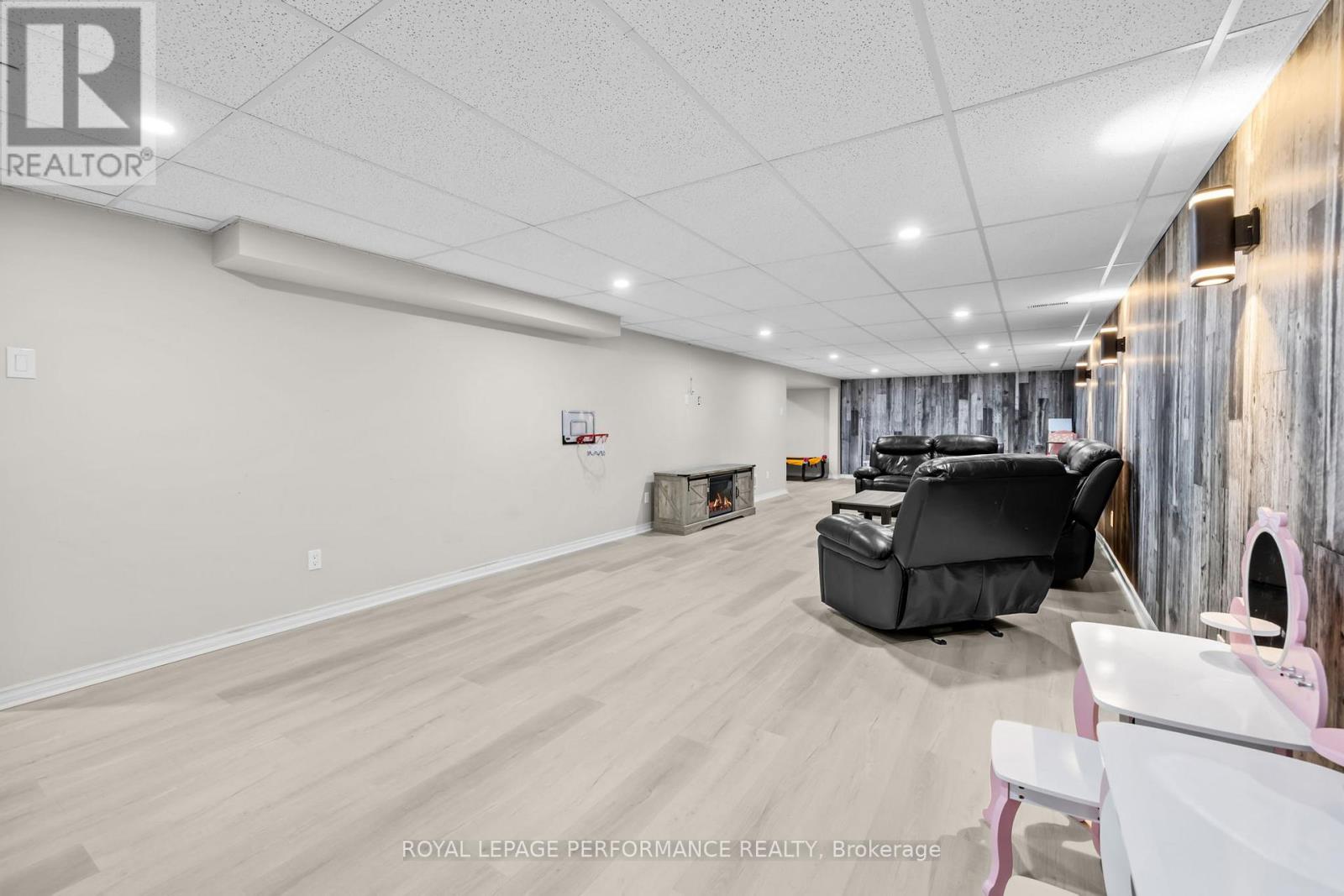 1547 St Jacques Road