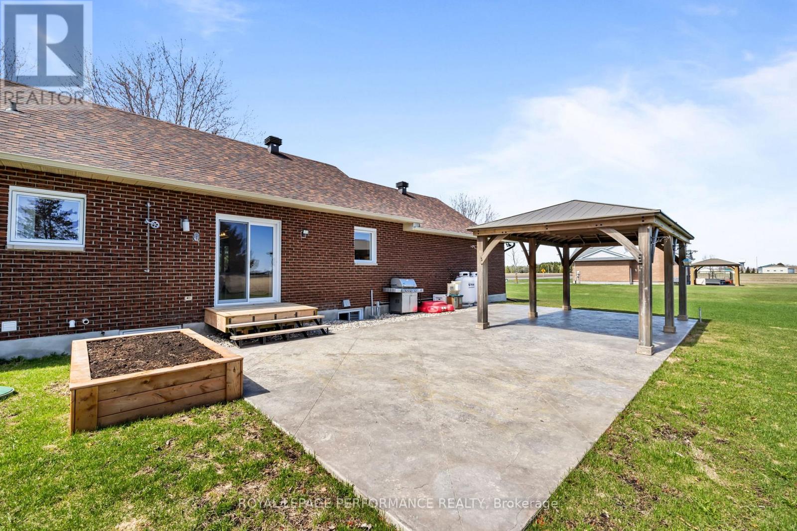 1547 St Jacques Road