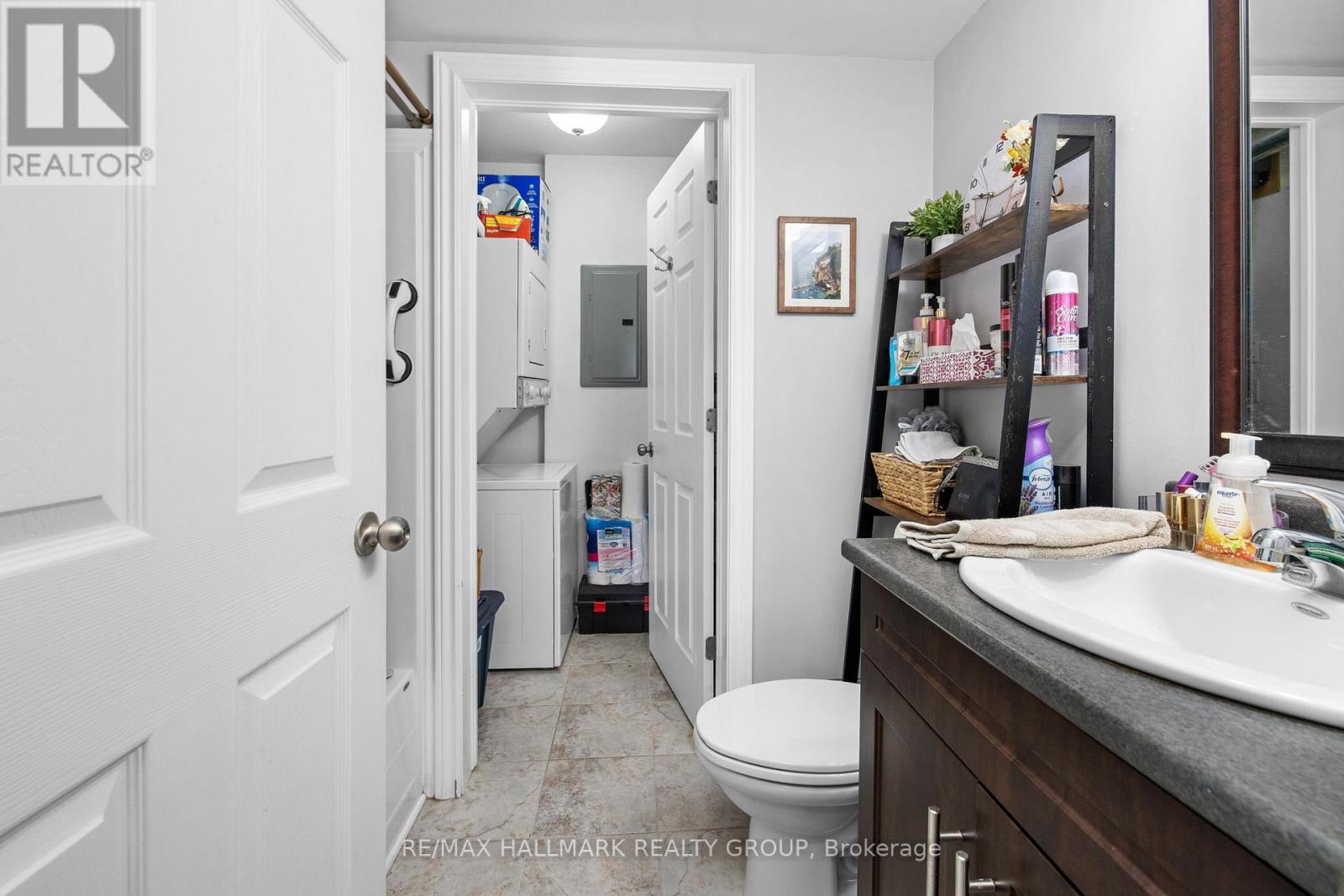 305 - 398 Van Buren Street