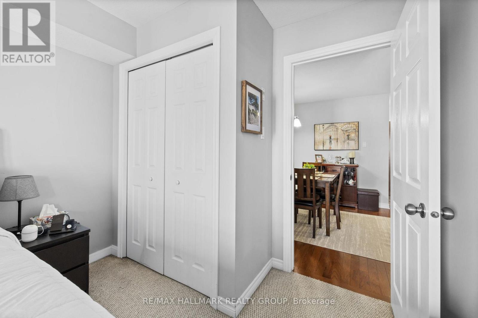 305 - 398 Van Buren Street