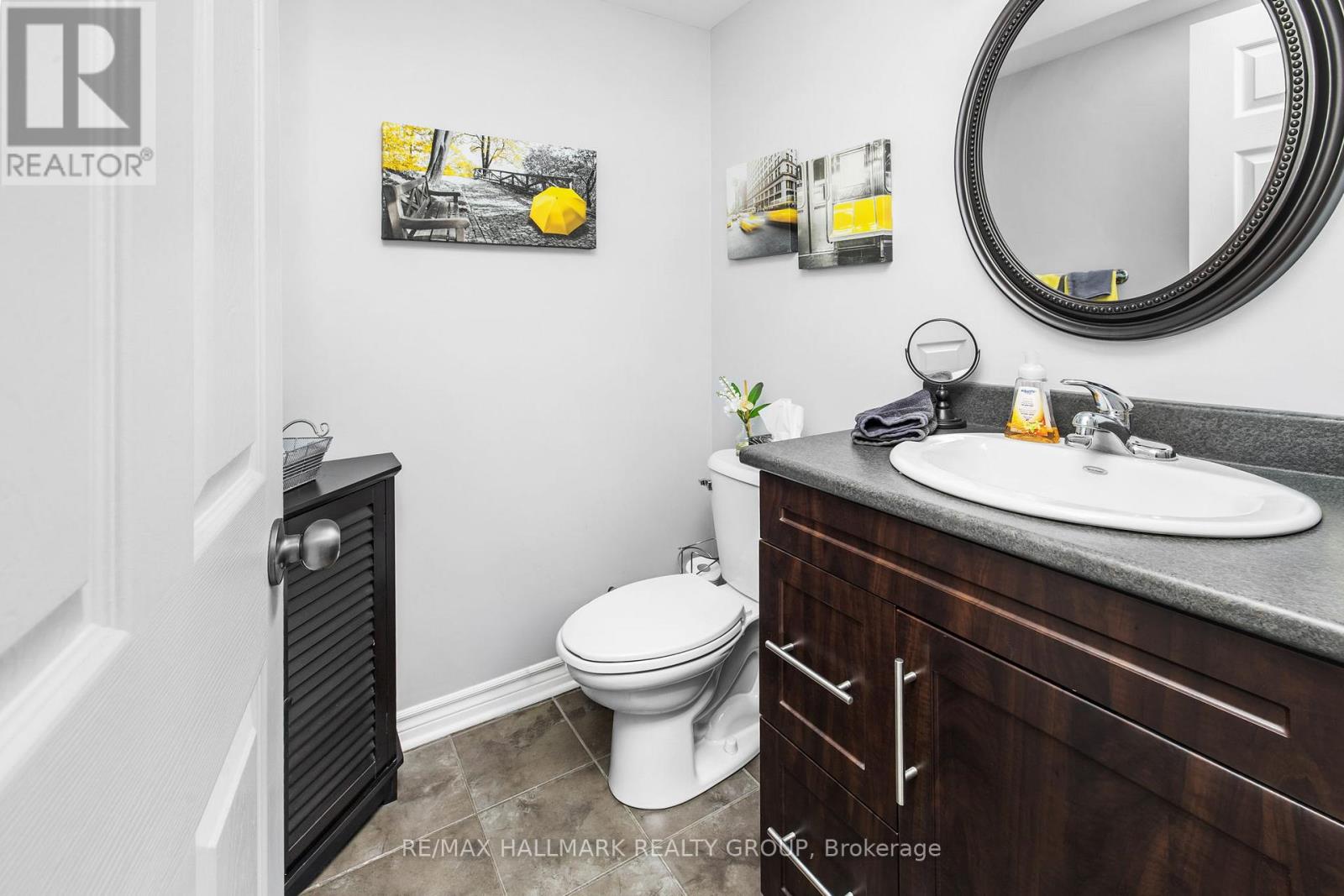 305 - 398 Van Buren Street