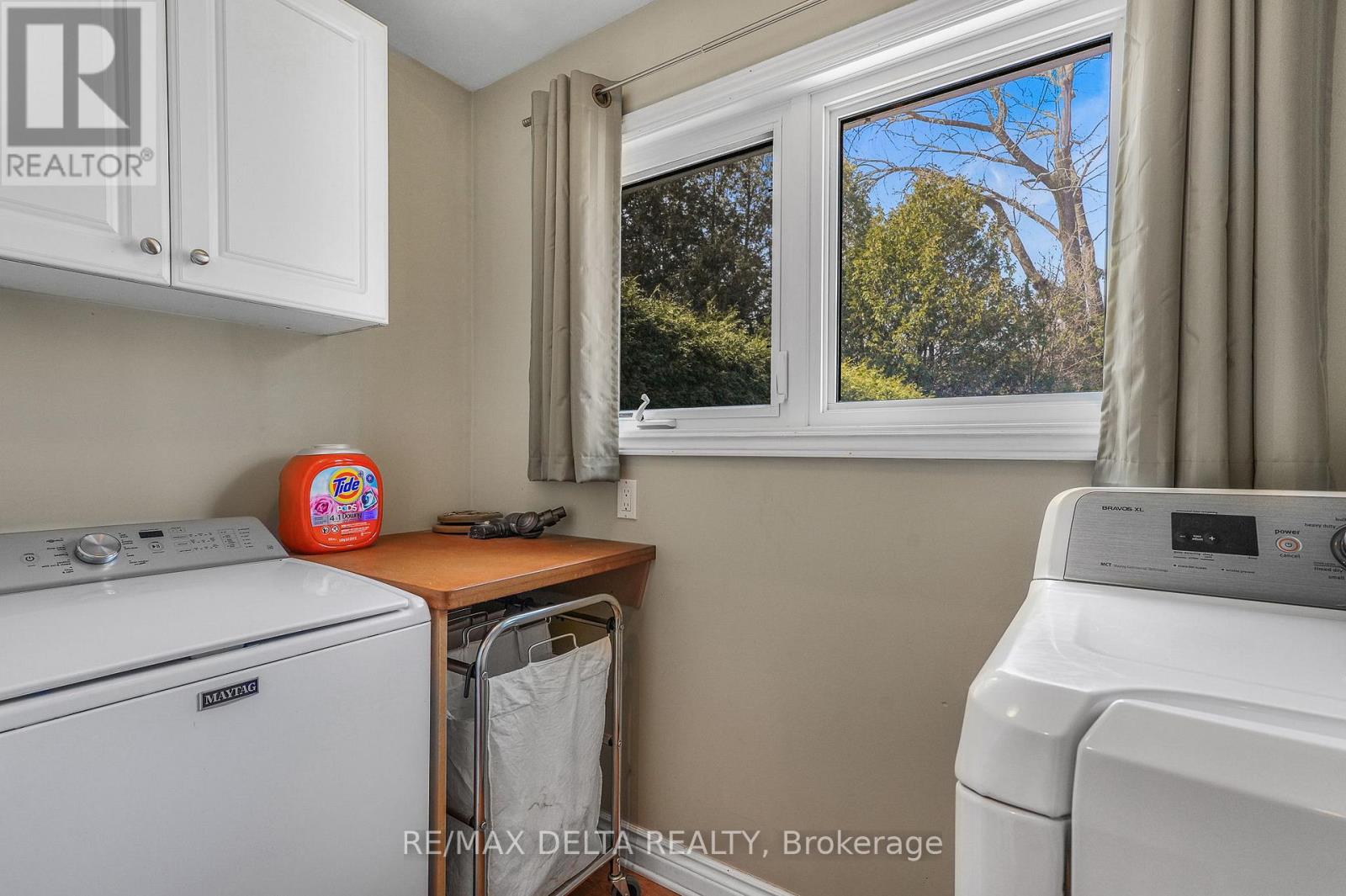 2567 Cléroux Crescent