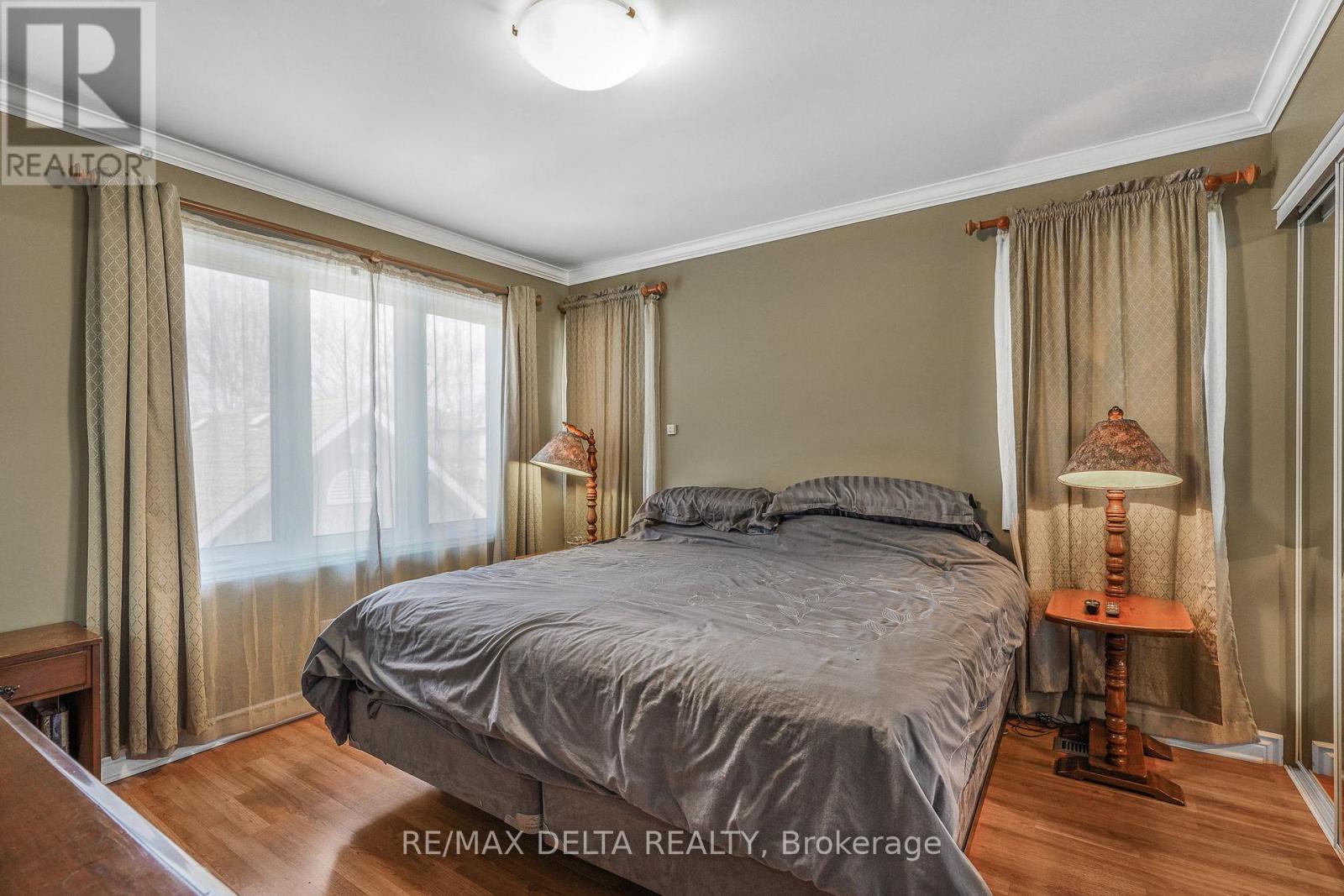 2567 Cléroux Crescent